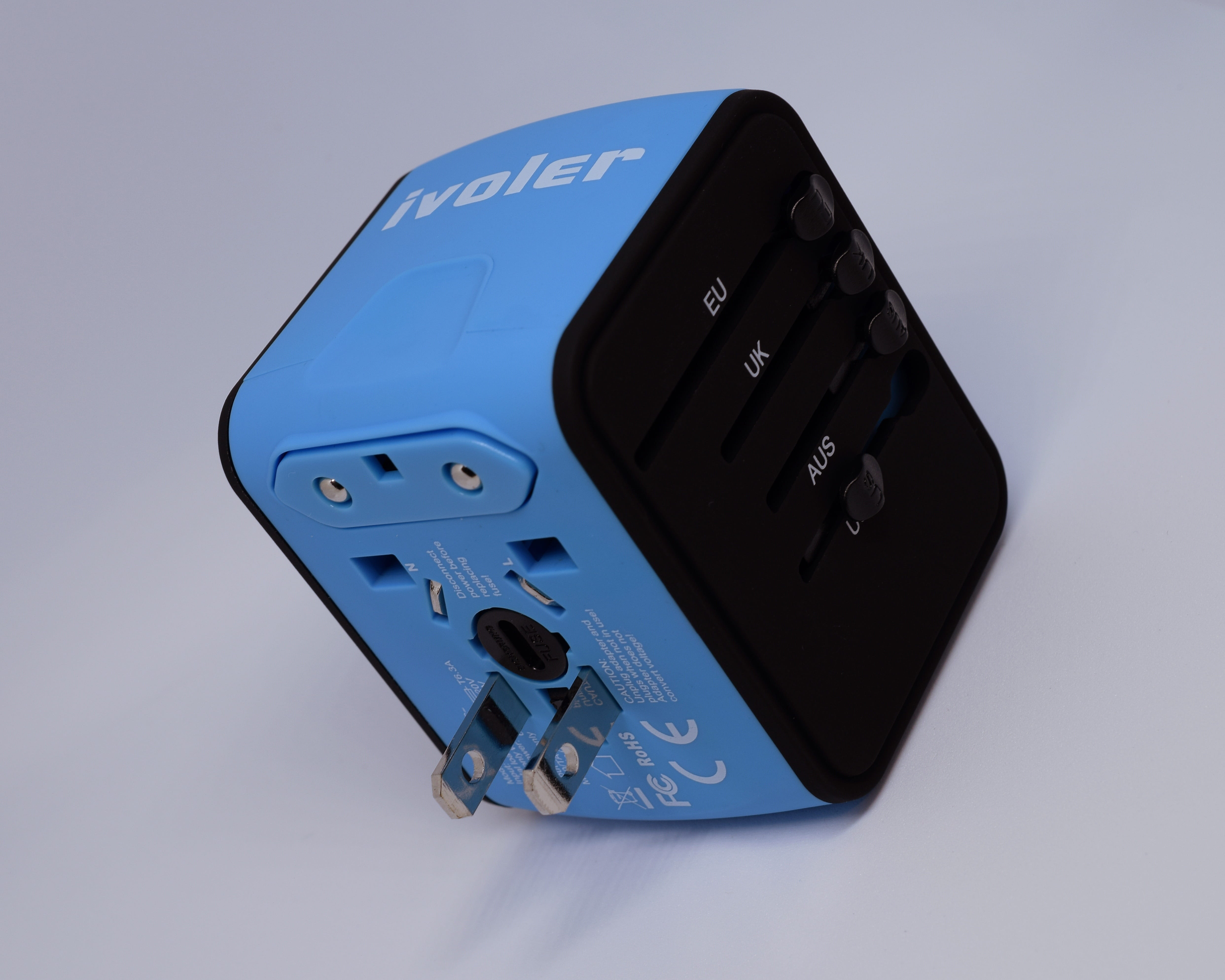 no people, indoors, technology, mobile phone, portable information device, inline, control, communication, wireless technology, travel adapter, high angle view, HD Wallpaper