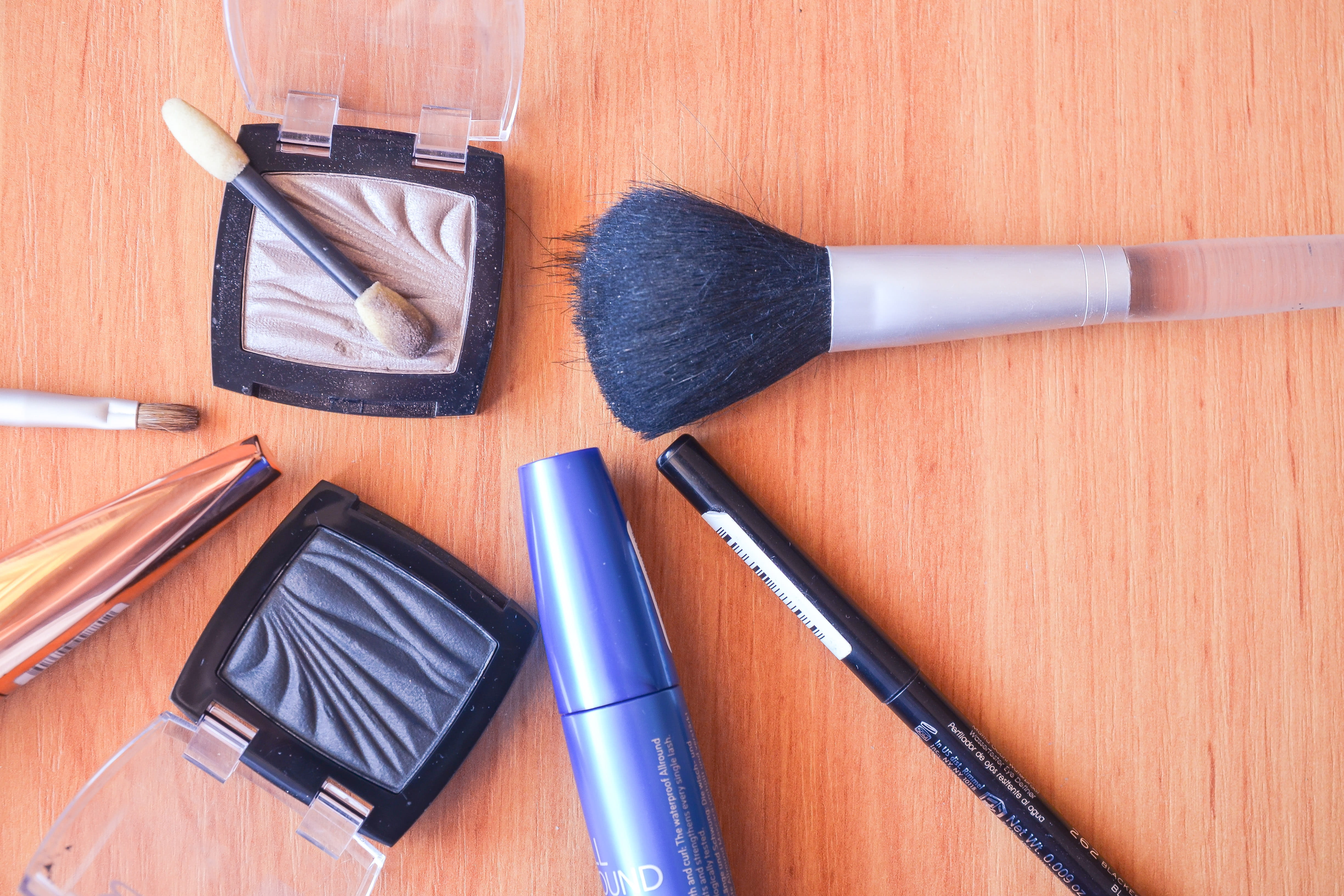 no people, group, cosmetics, beauty, medium group of objects, wood, indoors, make-up brush, 4K, make Up, fashion, high angle view, table, choice, directly above, HD Wallpaper