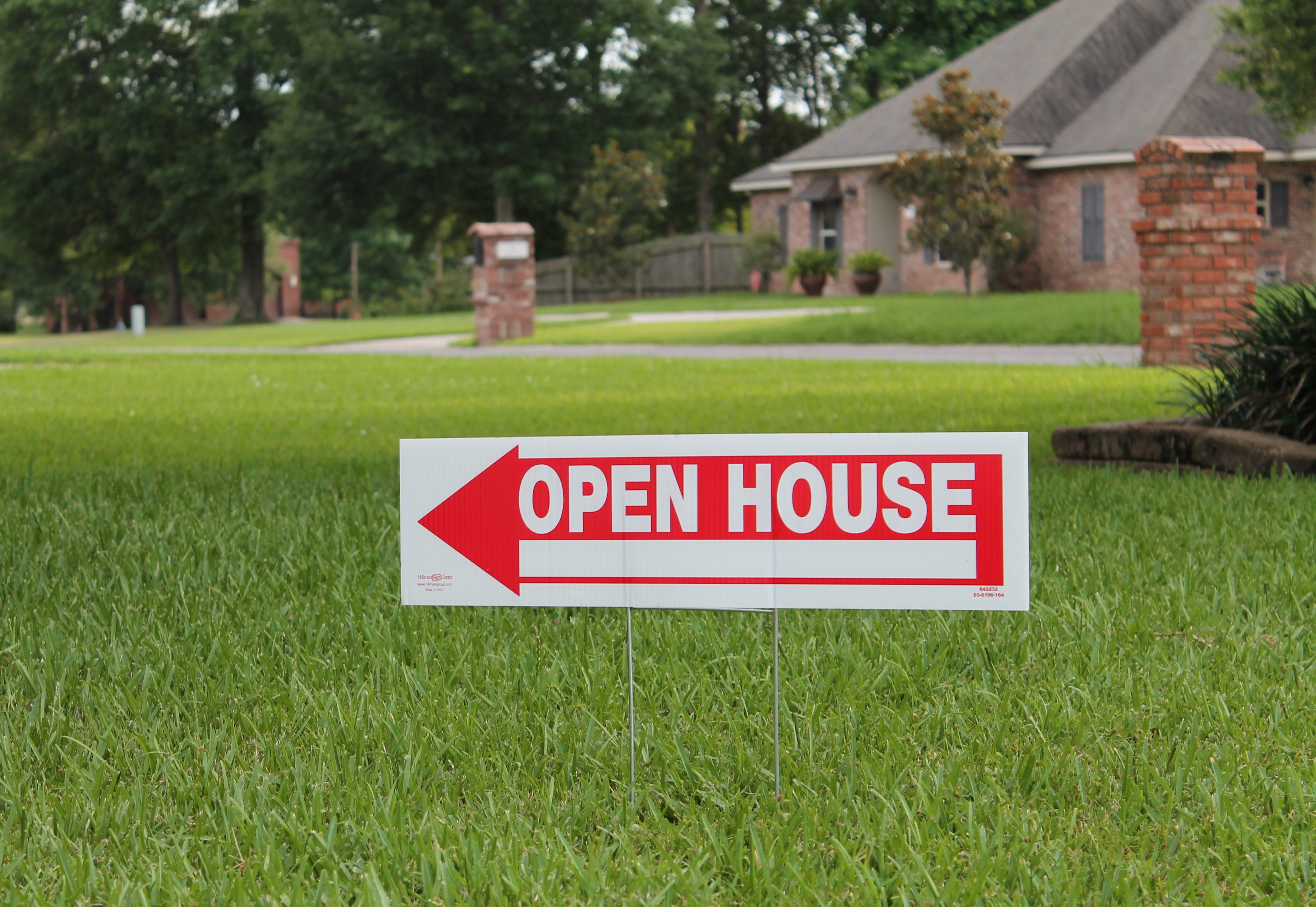 for Sale, arrow, grass, outdoors, 4K, open, information sign, communication, Open House, sign, near, house, lawn, green Color, real Estate Sign, signage, HD Wallpaper