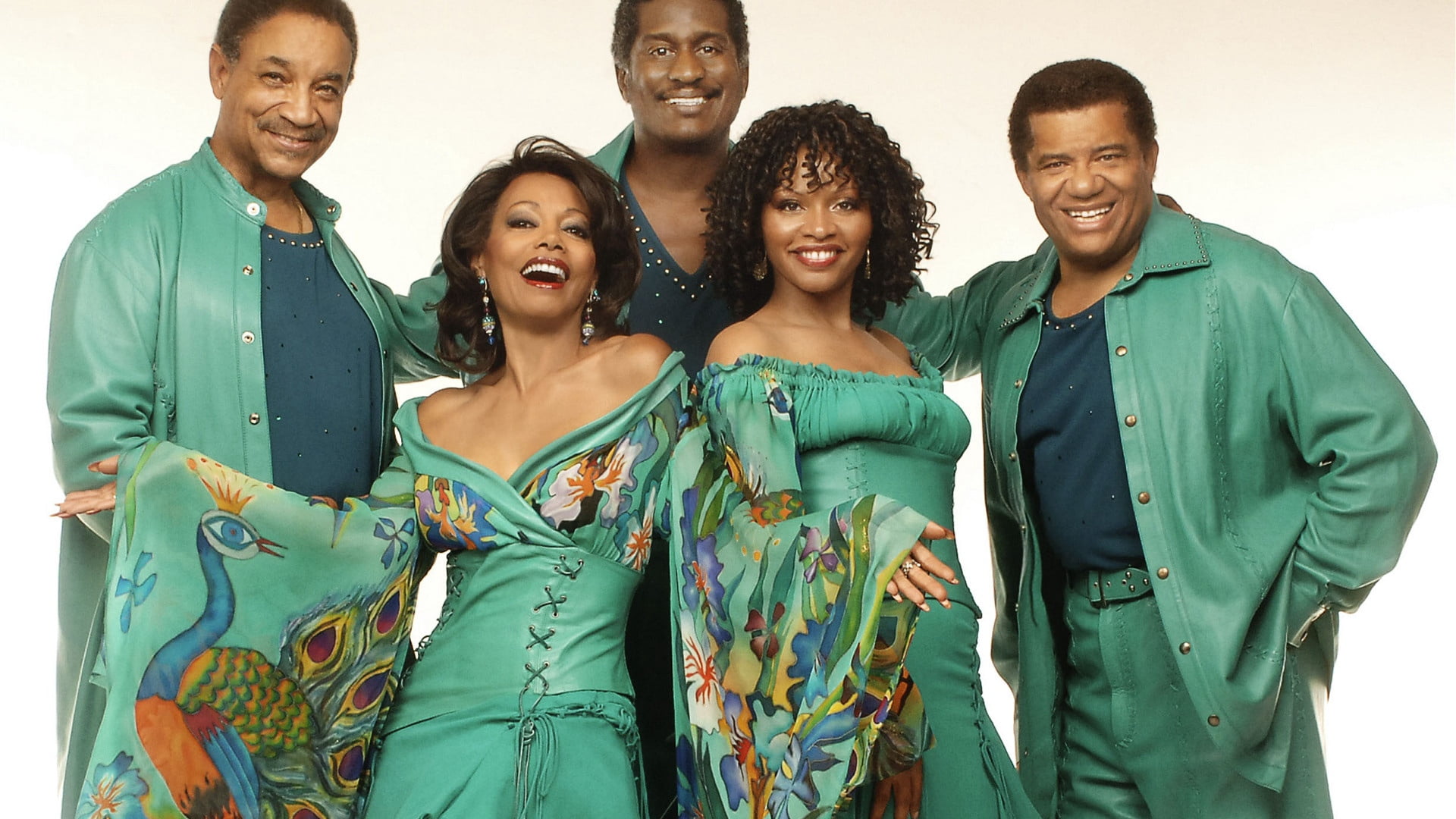 the 5th dimension, green, women, s, people, floral, looking at camera, females, indoors, girls, emotion, shoulder, 1080P, standing, band, dress, group of people, HD Wallpaper