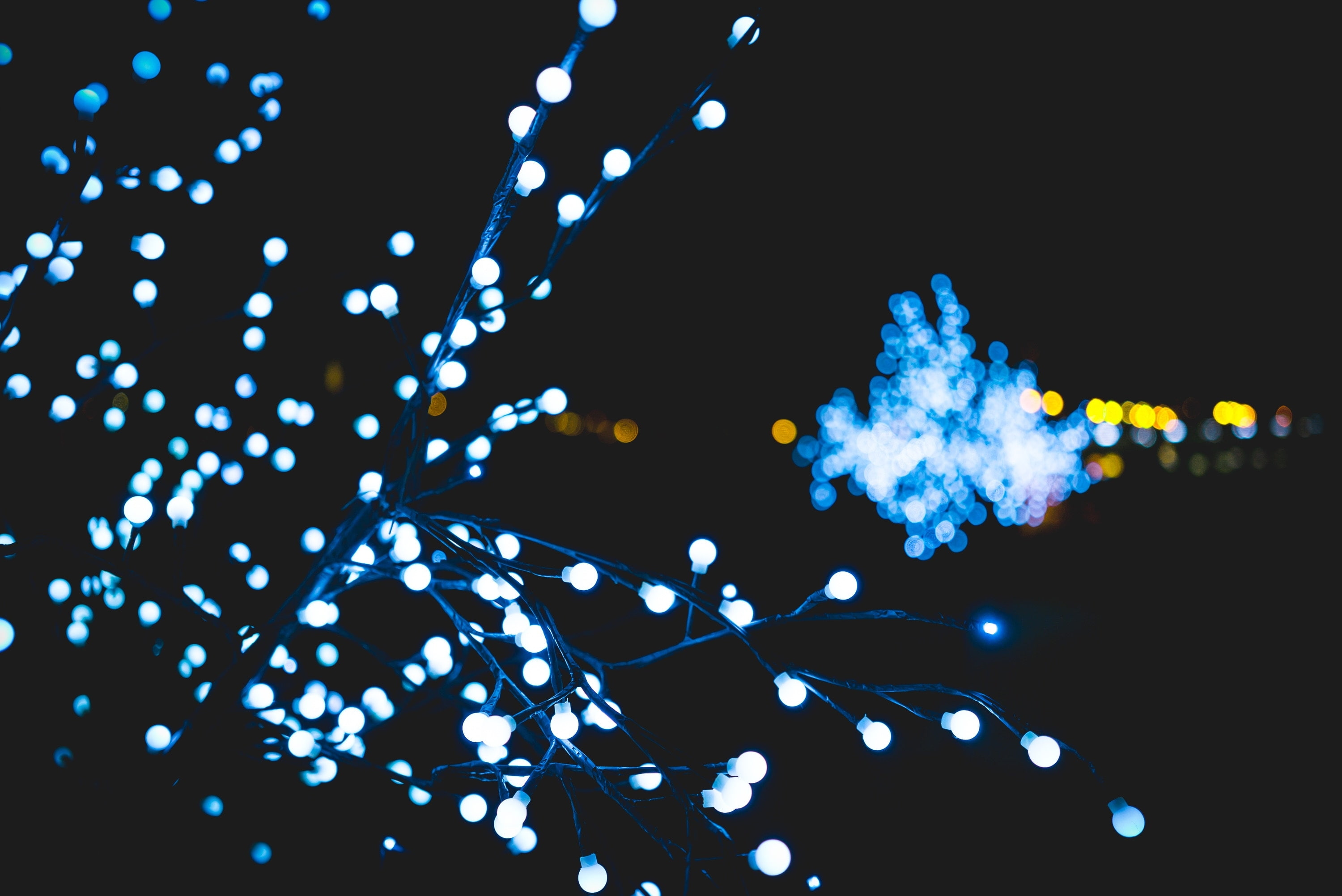 lamps, motion, impact, nature, fiber optic, multi colored, water, illuminated, exploding, bokeh, 2K, light - natural phenomenon, splashing, firework - man made object, HD Wallpaper