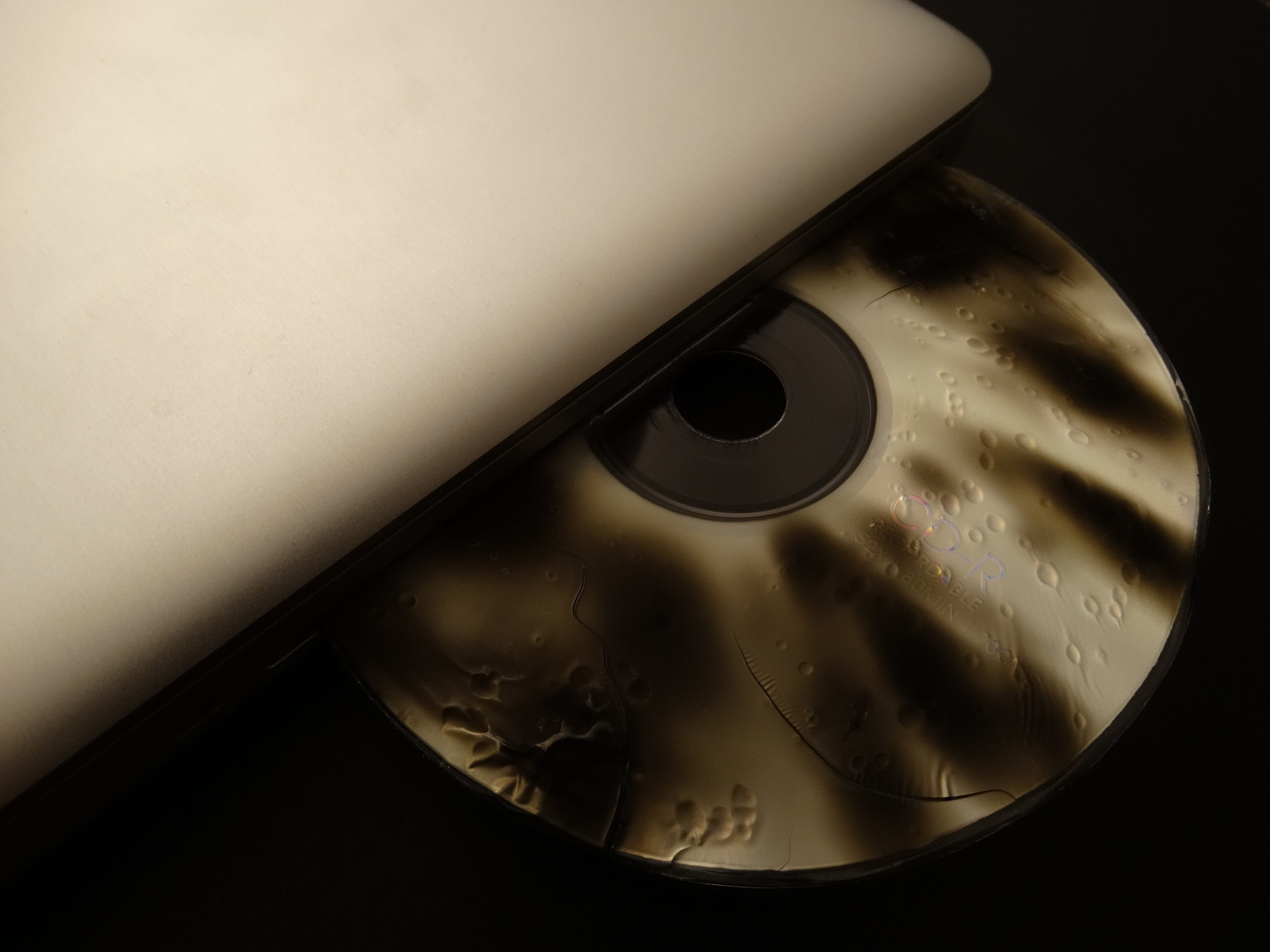 program, studio shot, technology, dvd, indoors, damage, reflection, computer, cd, infestation, obsolete, arts culture and entertainment, chaos, nature, HD Wallpaper
