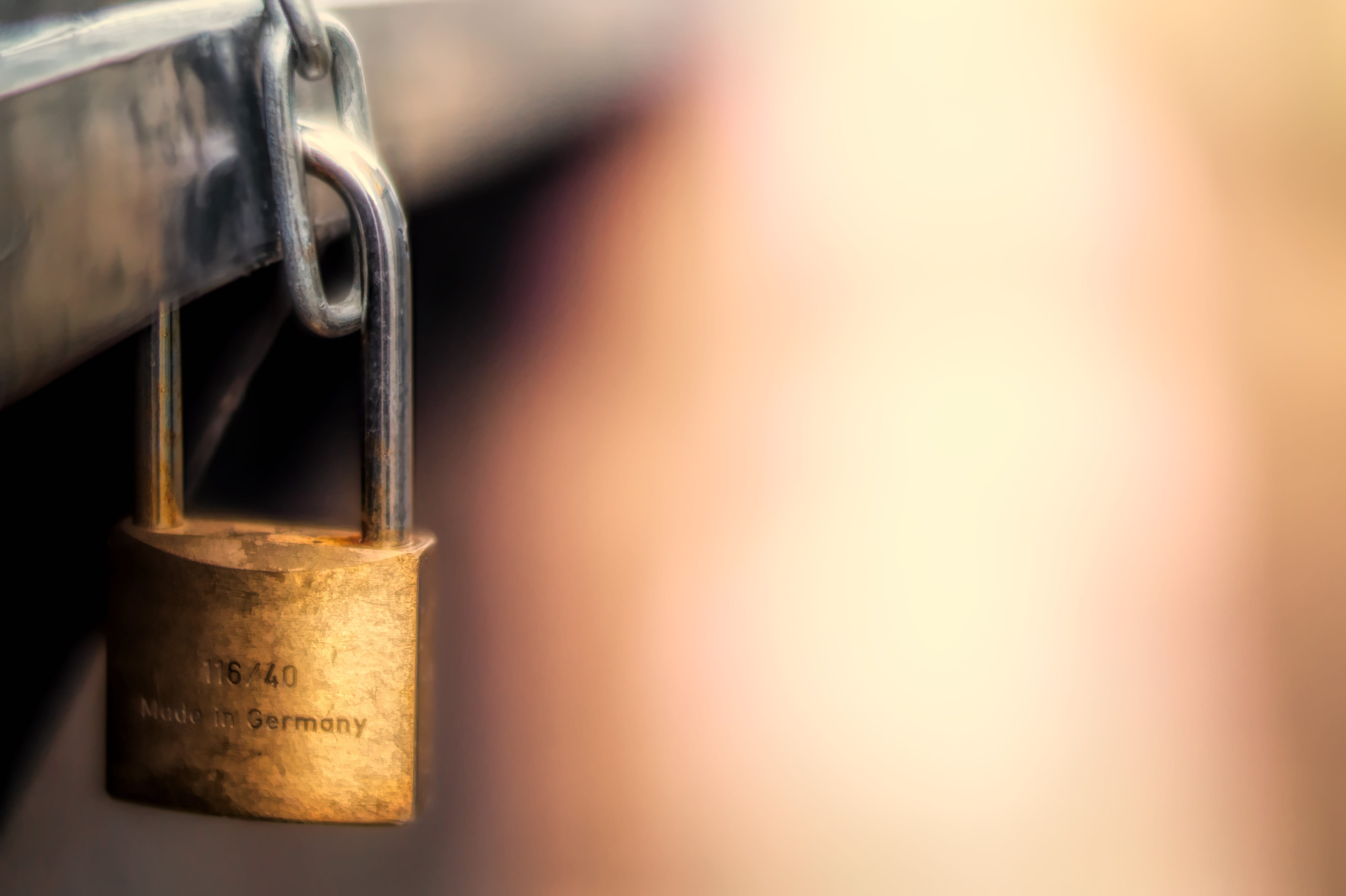studio shot, love, industry, backgrounds, old, security, gold colored, machinery, cork - stopper, blur, metal, connection, no people, capping, lockable, HD Wallpaper