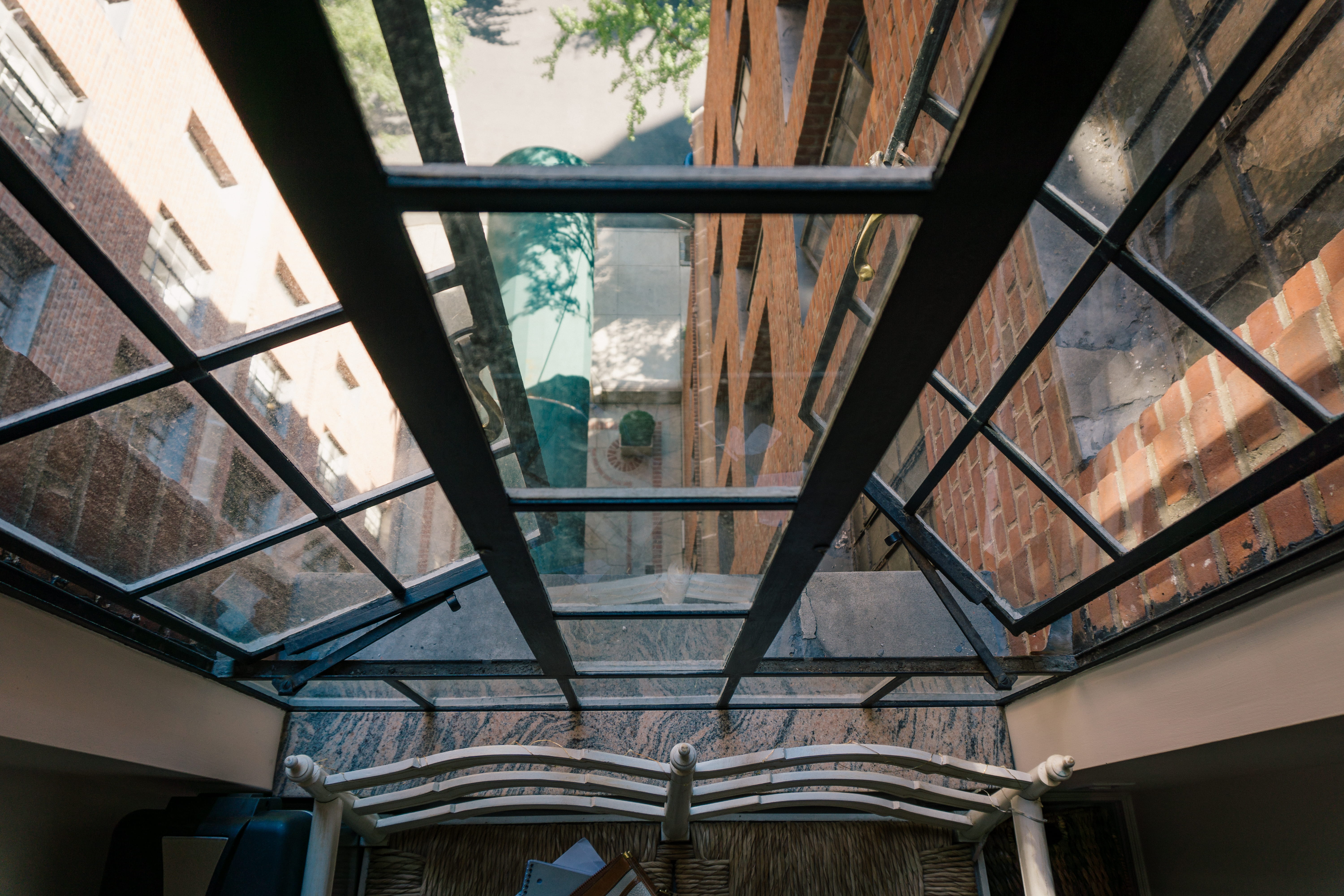 glass - material, open window, united states, sunlight, low angle view, brick, no people, awning, nyc, down, street, glass, window pane, 5K, roof beam, HD Wallpaper