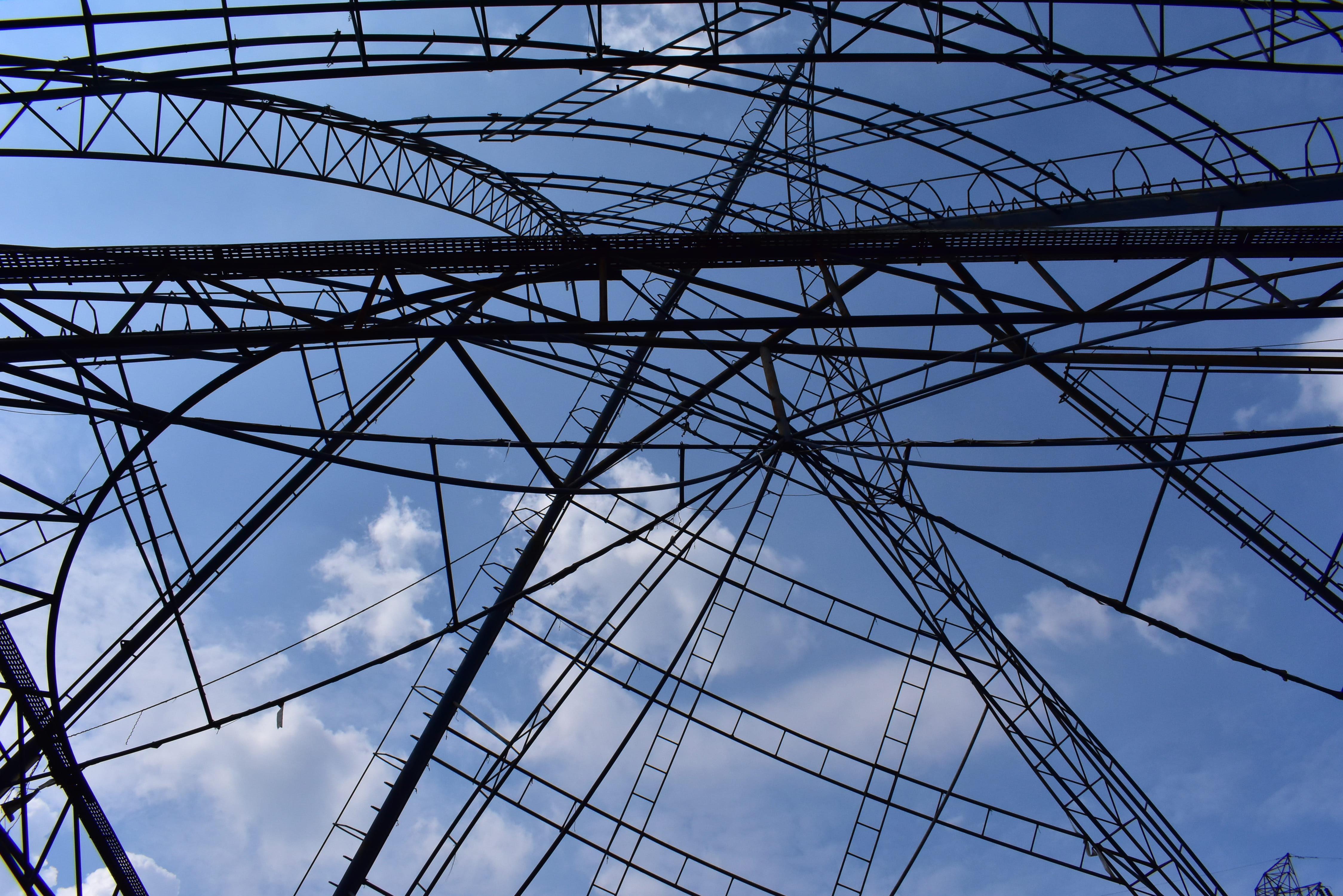 girder, metal, power supply, hazard, directly below, technology, built structure, day, cloud - sky, cable, electricity, sky, connection, complicated, outdoors, HD Wallpaper