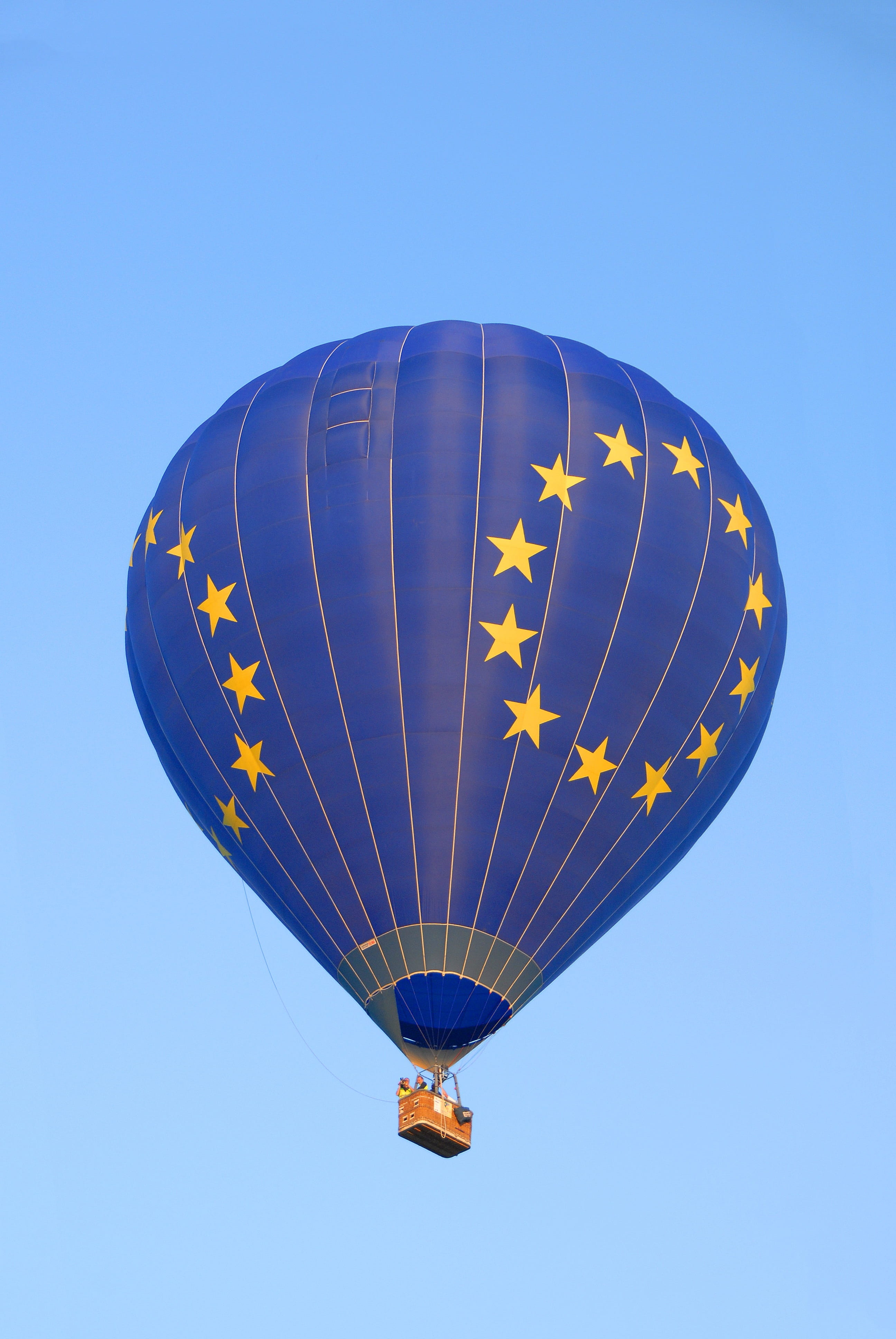 ball, hot air balloon, space, vertigo, aerial view, no people, parachute, flight, ballon, sport, blue, transportation, clear sky, helium, metz, set, europe, Phone HD Wallpaper