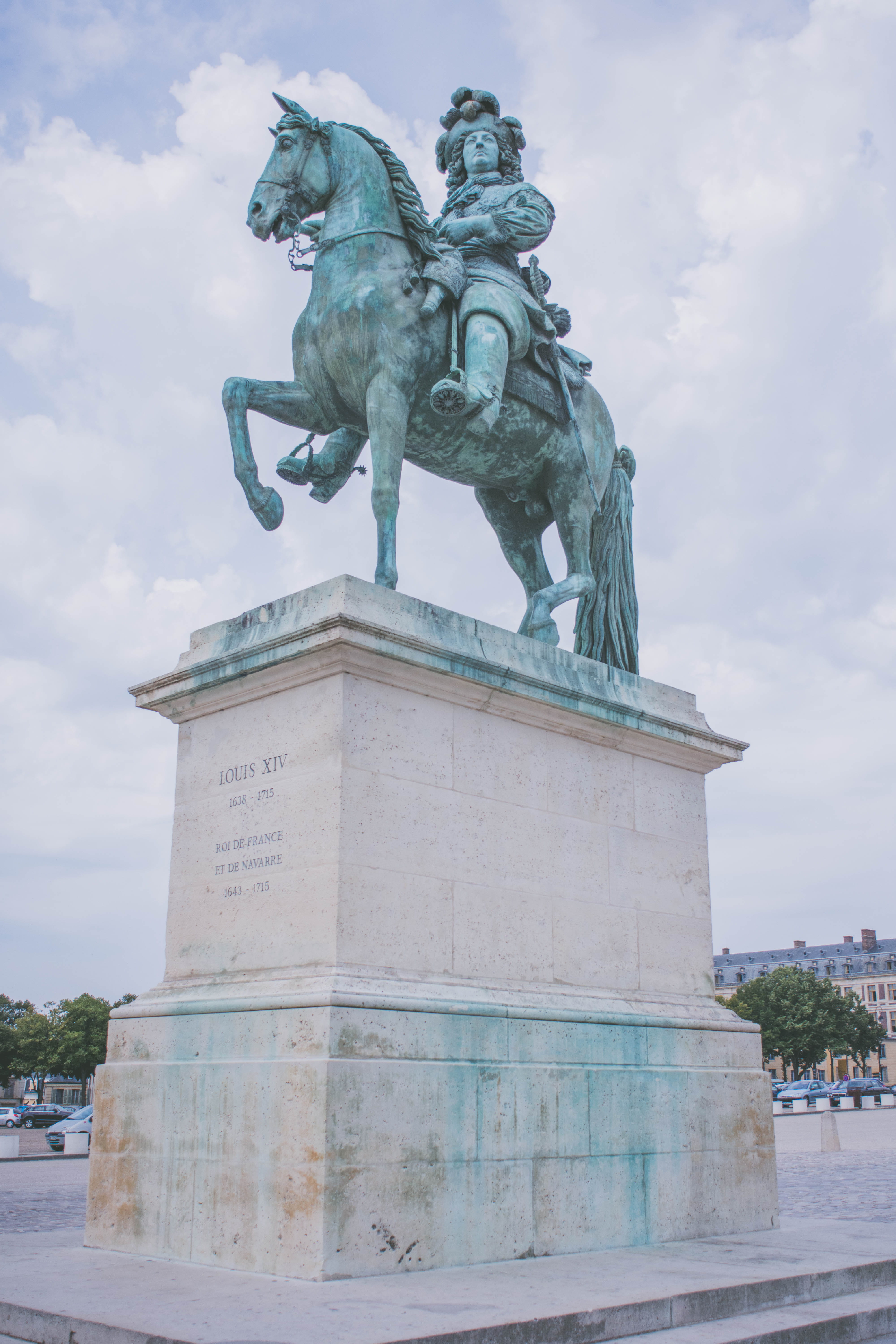 history, art, representation, iris, human representation, segway, versailles, built structure, travel destinations, memorial, mammal, statue, automobile, Phone HD Wallpaper