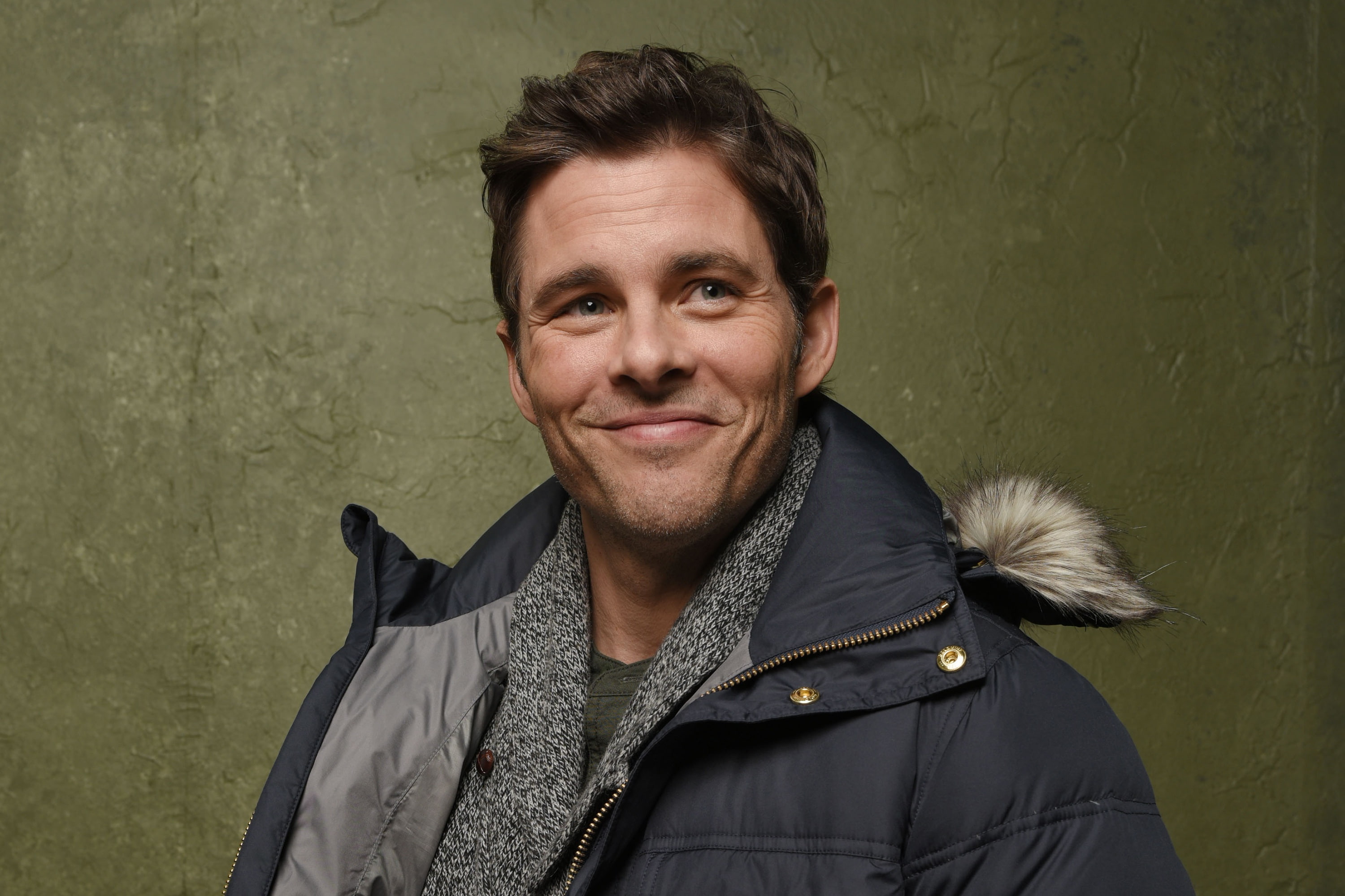 Larry Busacca, wall, 2K, James Marsden, scarf, smile, background, jacket, photoshoot, actor, portrait, HD Wallpaper