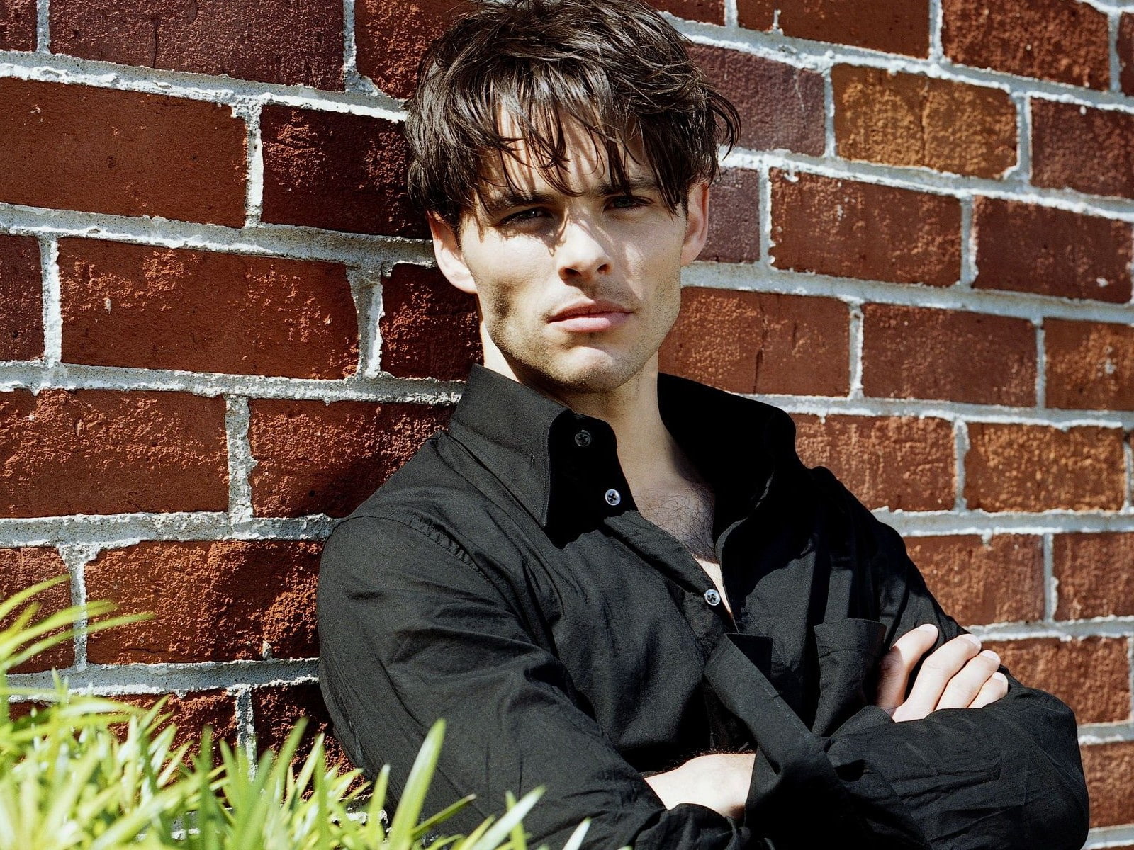 teenager, young men, casual clothing, Wall, James marsden, Dark, young adult, lifestyles, Long-haired, architecture, wall - building feature, portrait, HD Wallpaper