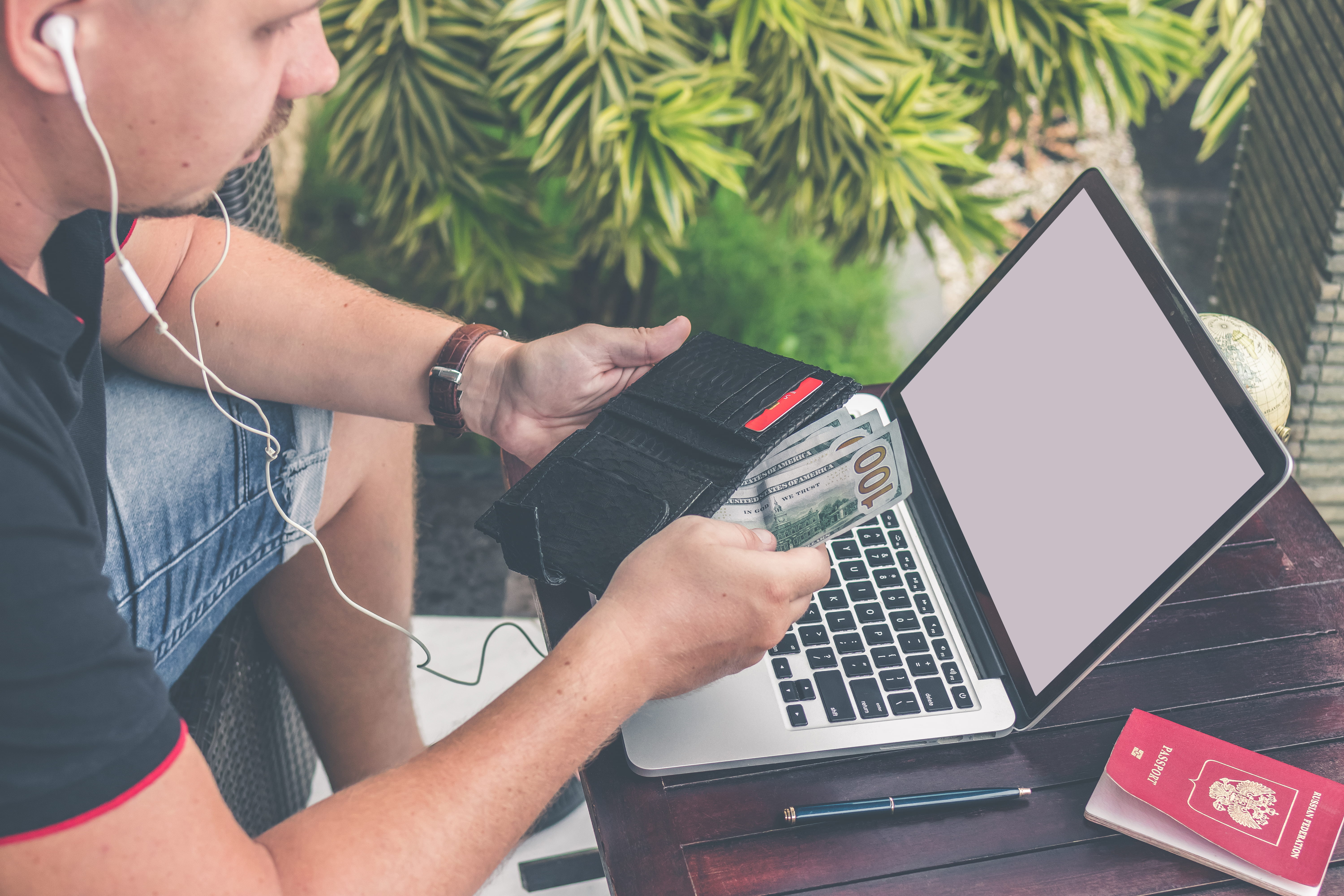 person, man, human hand, lifestyles, 5K, s, working, table, using laptop, counting money, bi, one person, wallet, buying, fold, black, passport, u, adult, HD Wallpaper