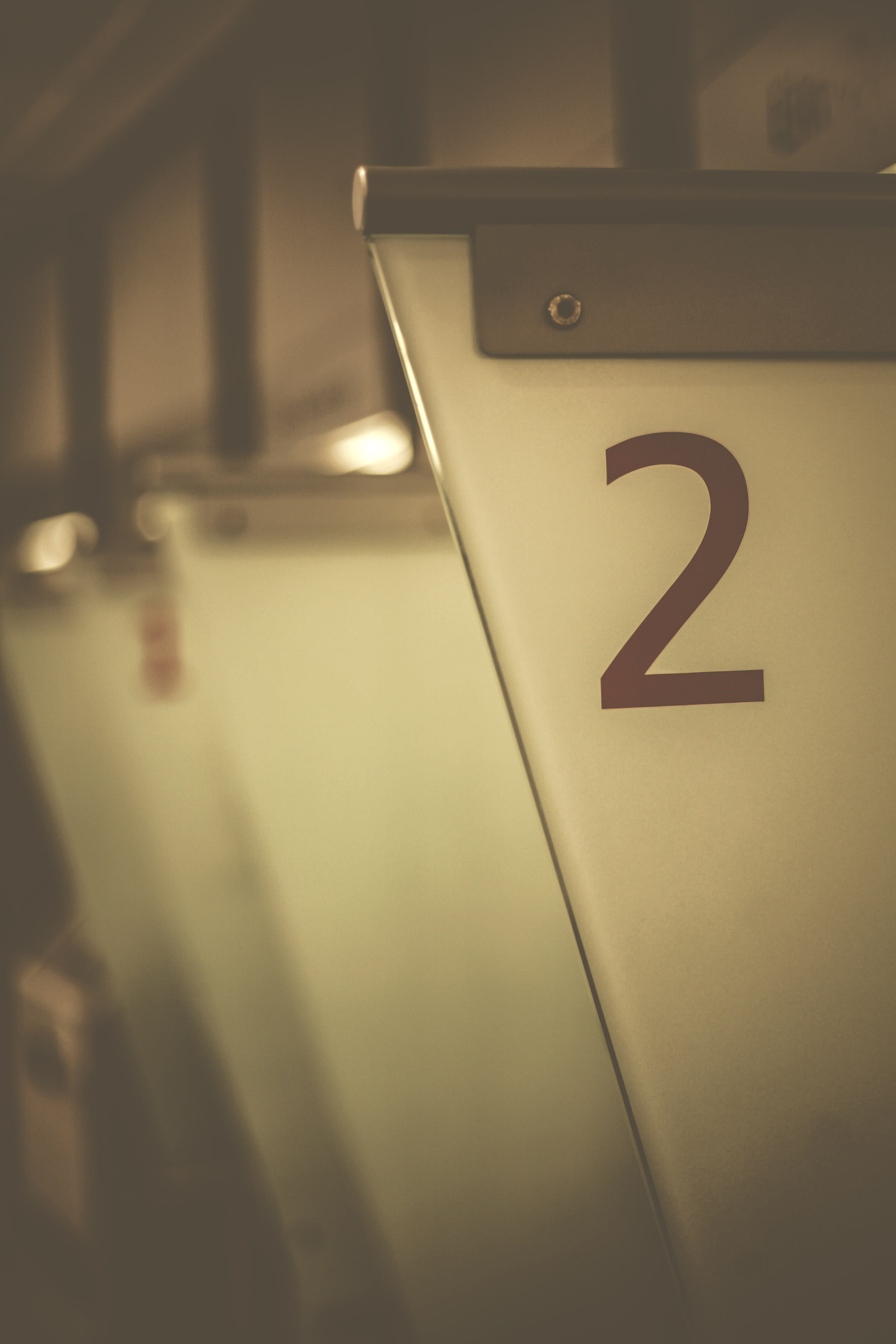 night, selective focus, communication, ipod, calendar, digital clock, close-up, phone, iphone, cell phone, number, text, elevator, symbol, illuminated, Phone HD Wallpaper