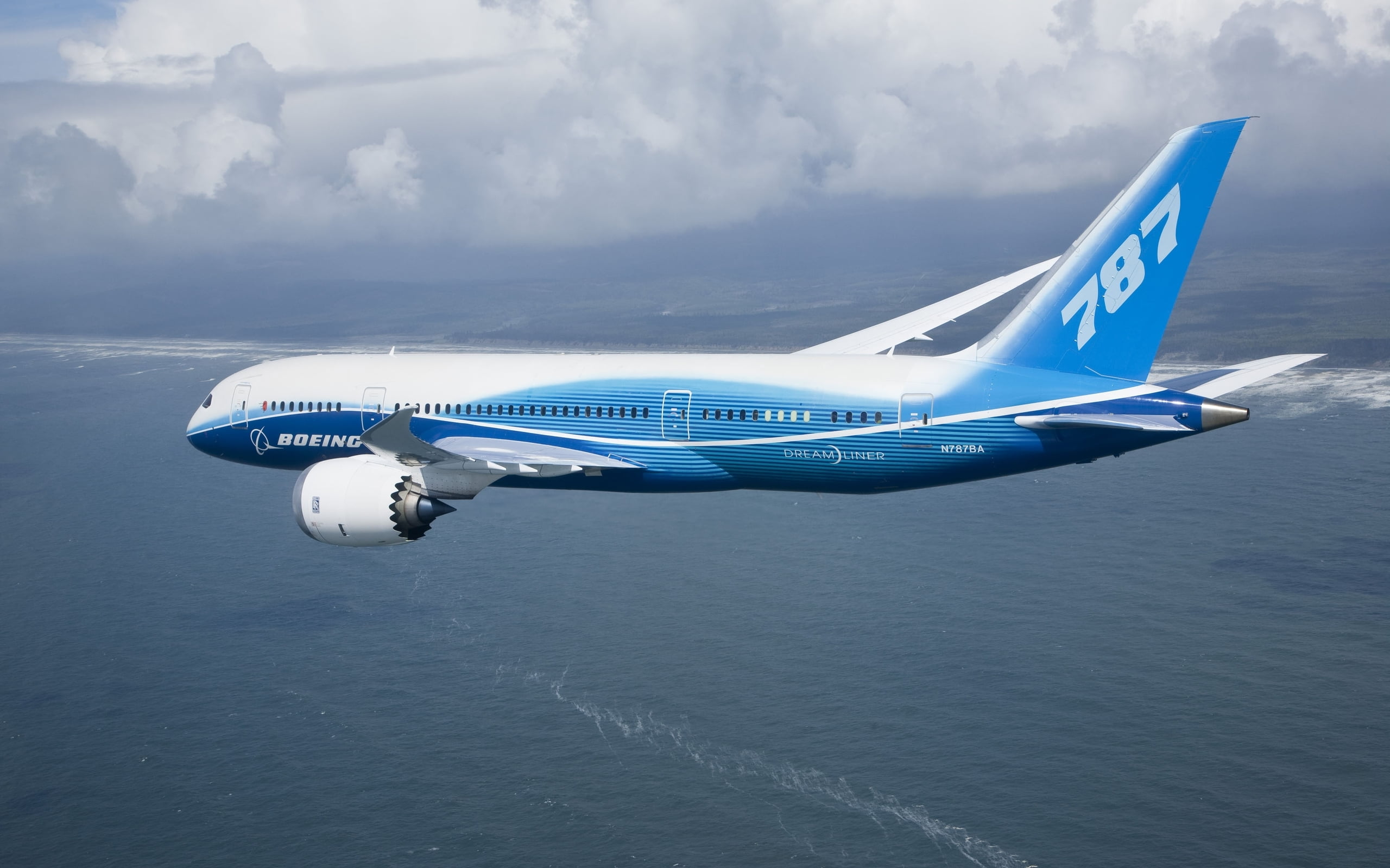 dreamliner, white, water, travel, on the move, mode of transportation, airliner, no people, aircraft, transportation, plane, blue, 2K, flying, motion, HD Wallpaper