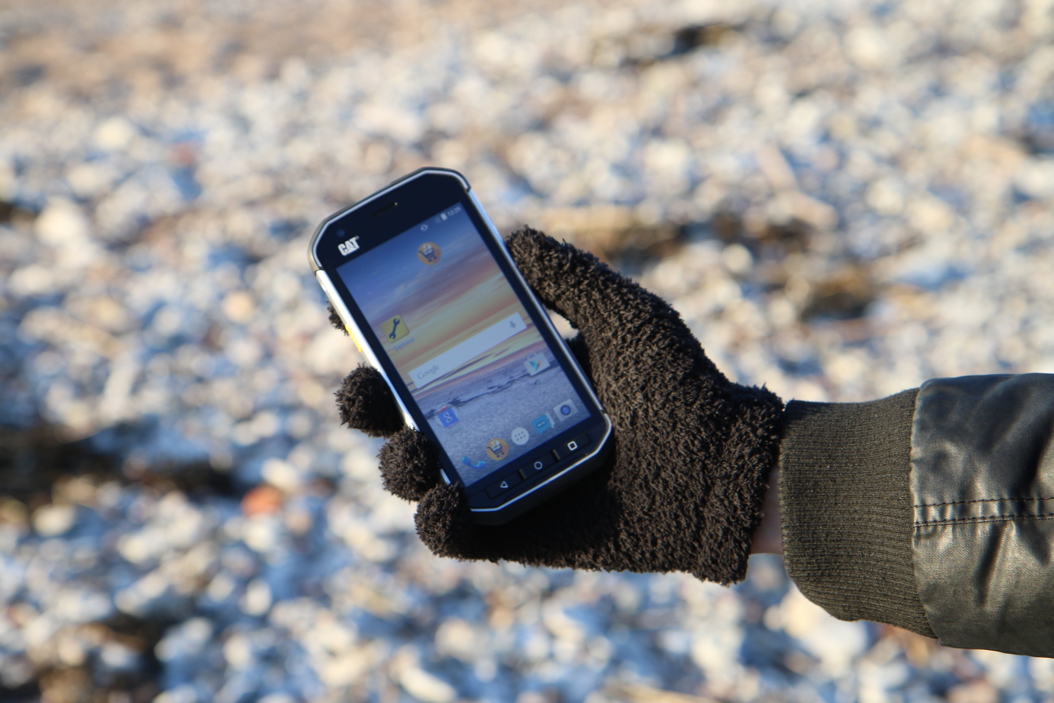 screen, cellphone, technology, telecommunications equipment, portable information device, human hand, wireless technology, waterproof, dustproof, human body part, HD Wallpaper