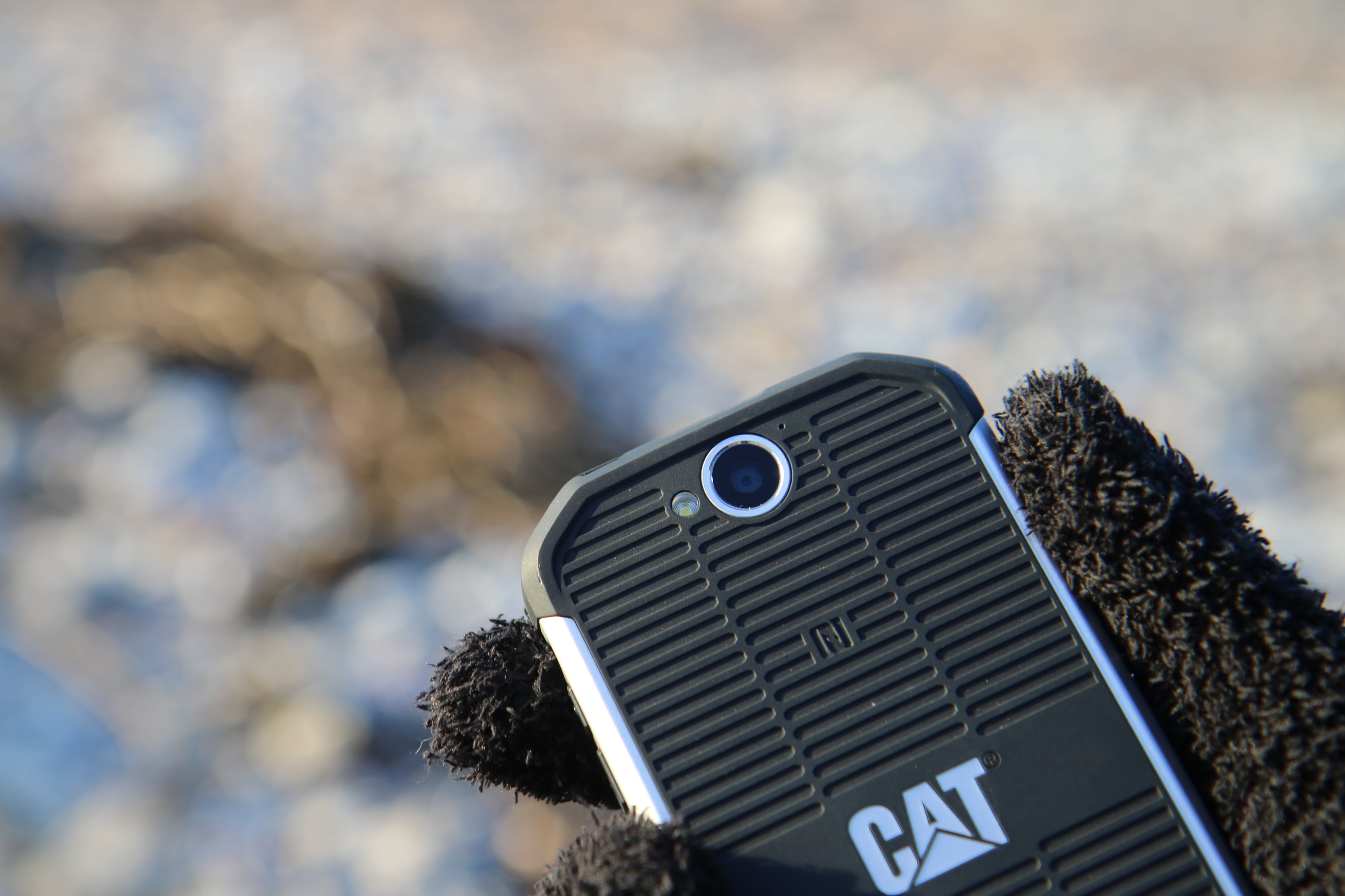 day, guidance, dustproof, internet, surveillance, communication, security, smartphone, sky, plant, technology, android, outdoors, waterproof, tree, beach, HD Wallpaper