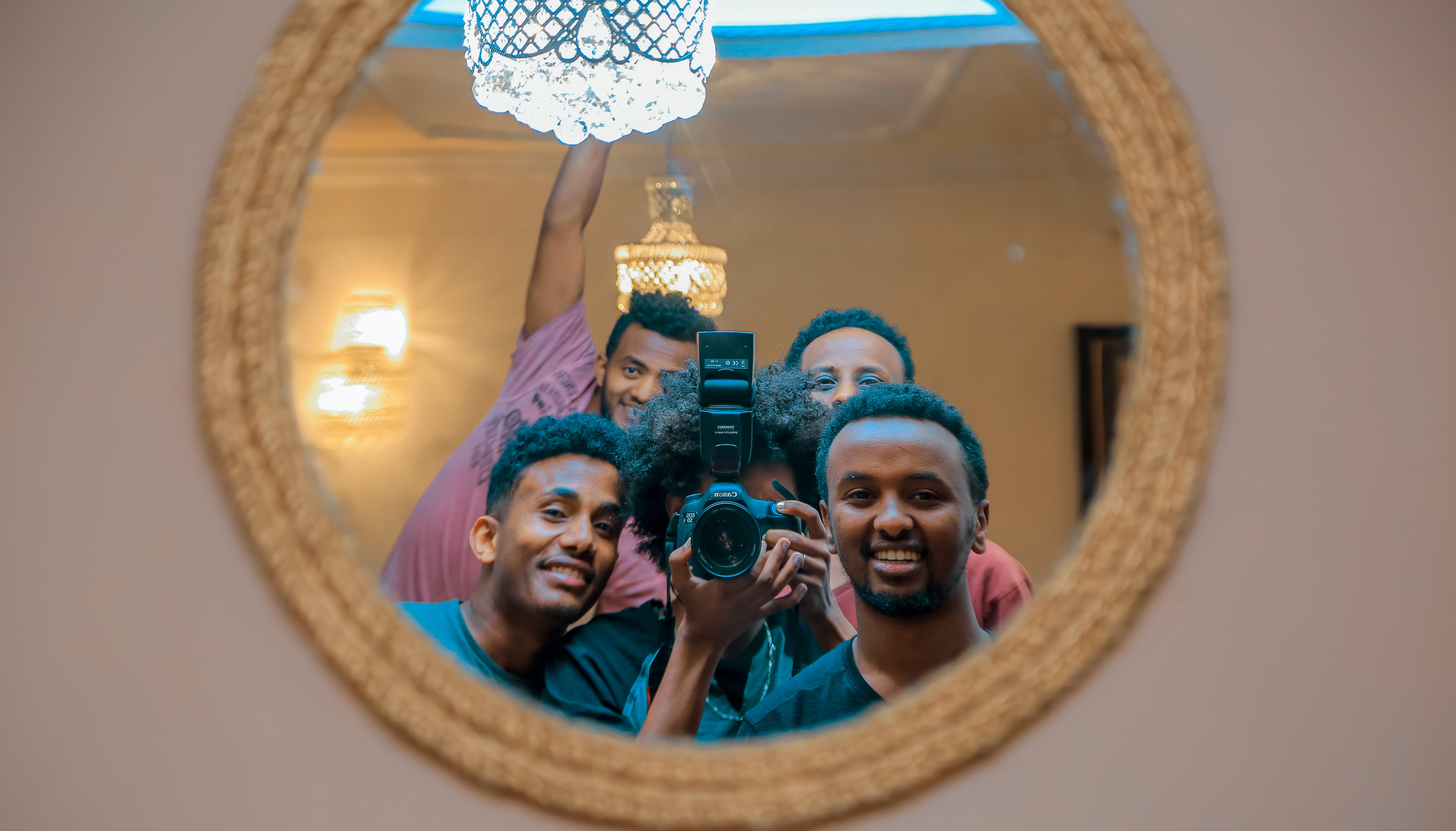 togetherness, smiling, portrait, group, 5K, technology, group of people, taking, man, son, women, mirror, child, low angle view, mature men, happiness, HD Wallpaper