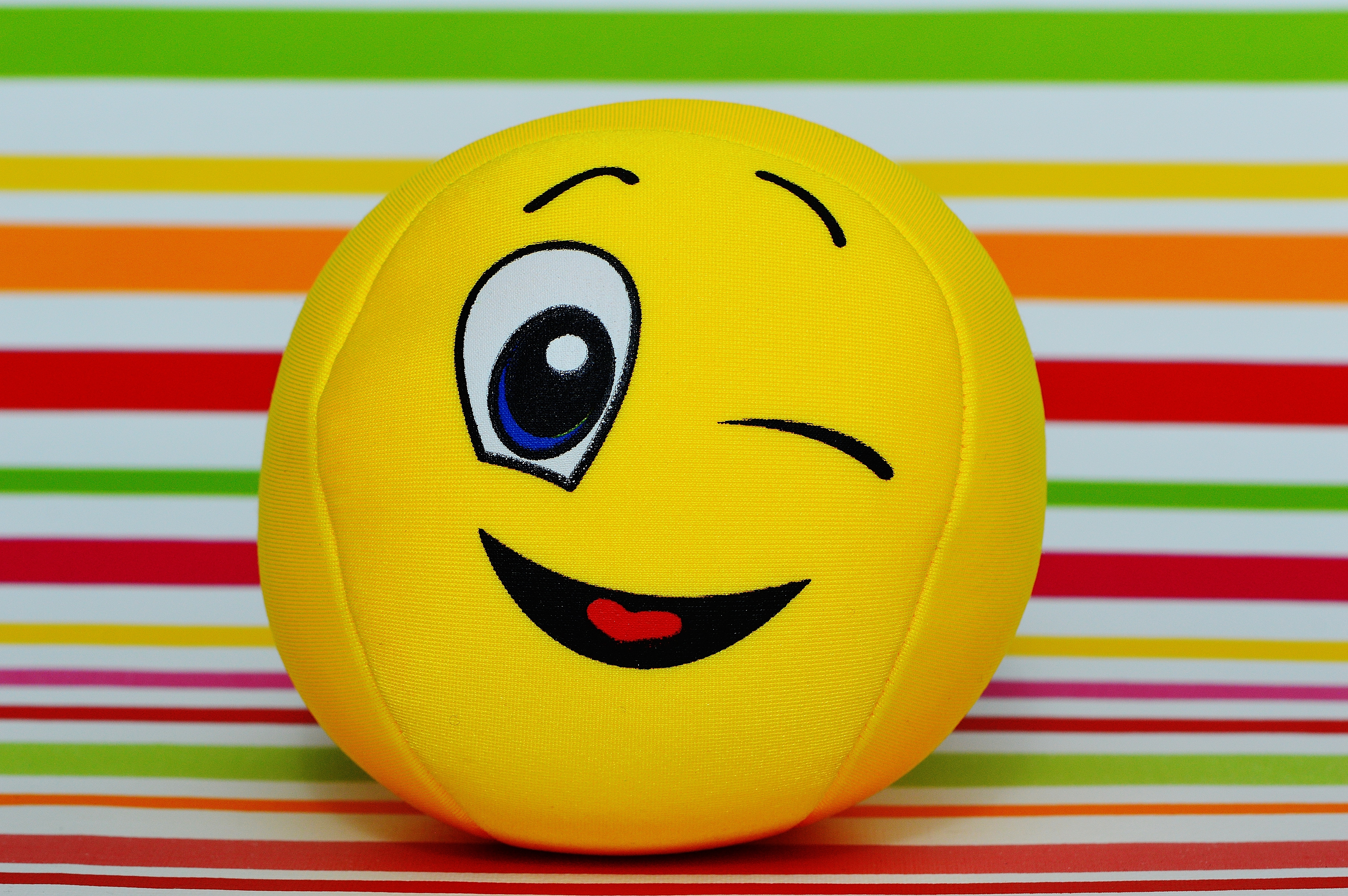 sweet, fabric, emoji, 5K, multi colored, still life, funny, printed, representation, anthropomorphic, anthropomorphic smiley face, creativity, wink, cute, HD Wallpaper