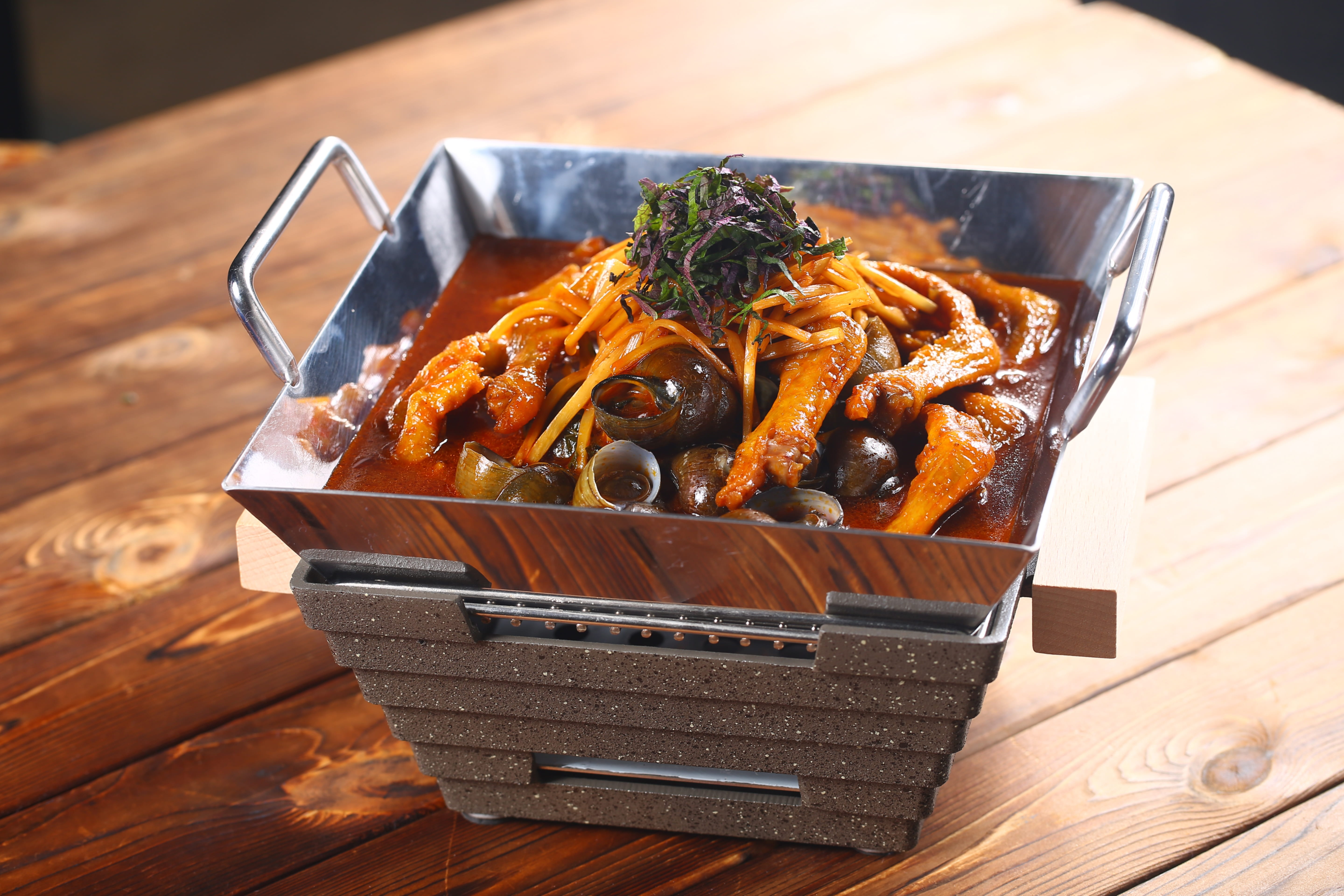 wood - material, healthy eating, food, 5K, tray, freshness, meal, kitchen utensil, high angle view, spicy, screw, indoors, food and drink, container, no people, HD Wallpaper
