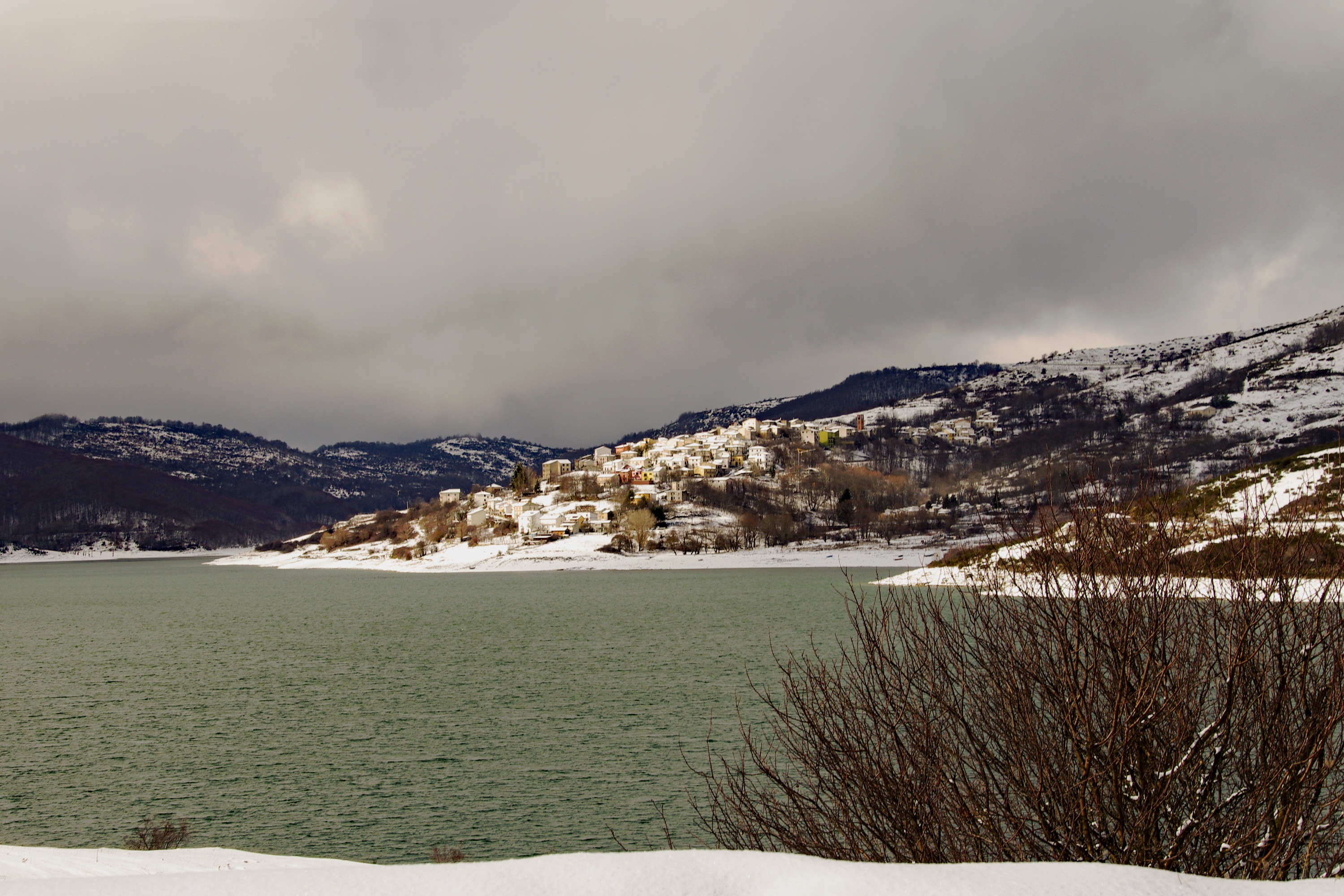scenics - nature, italy, tranquil scene, snowcapped mountain, cold temperature, mountain, laquila, winter landscape, winter, the abruzzo national park, HD Wallpaper