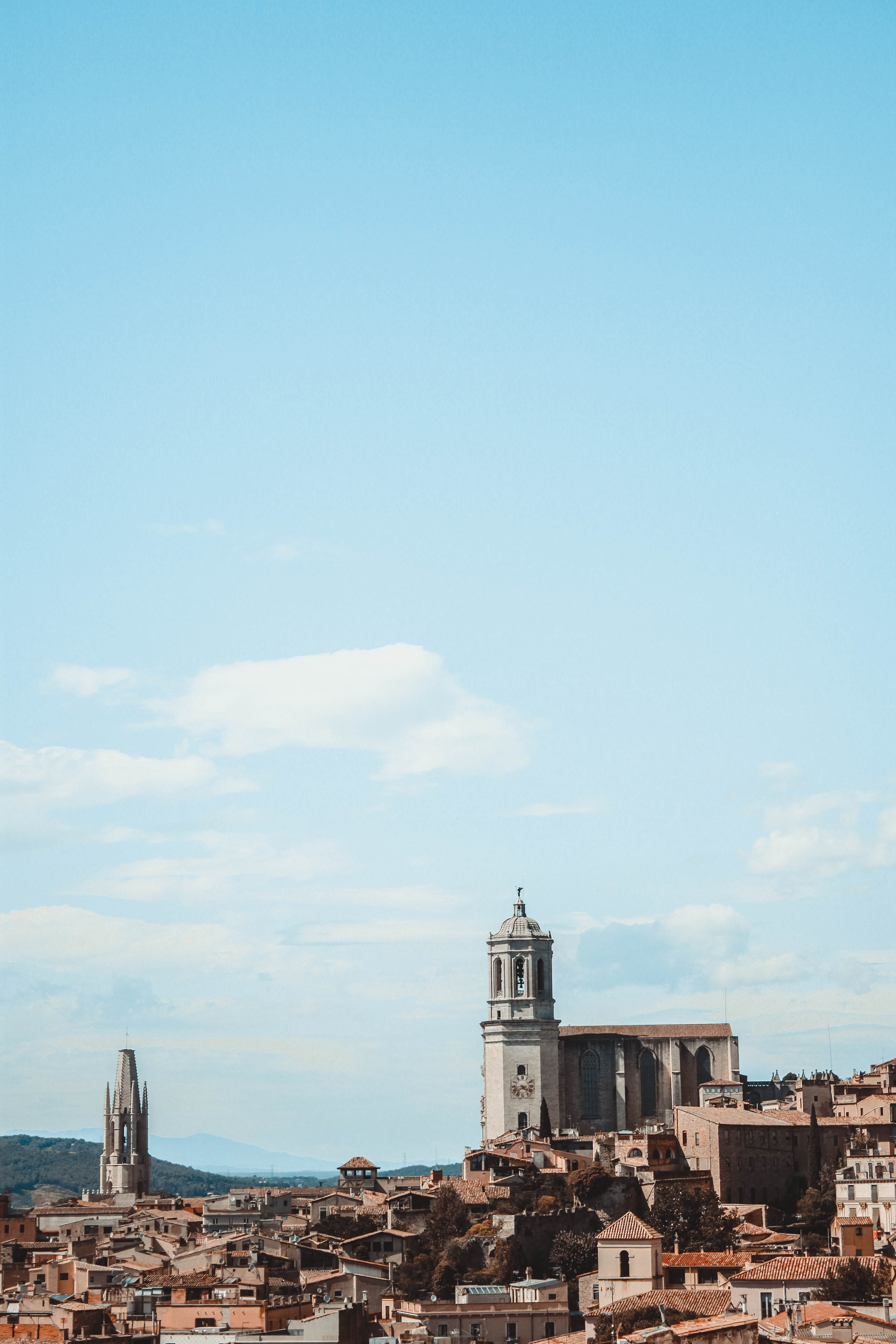 outdoors, day, residential district, built structure, place of worship, cathedral, coast, cityscape, blue, water, copy space, architecture, building, tower, Phone HD Wallpaper