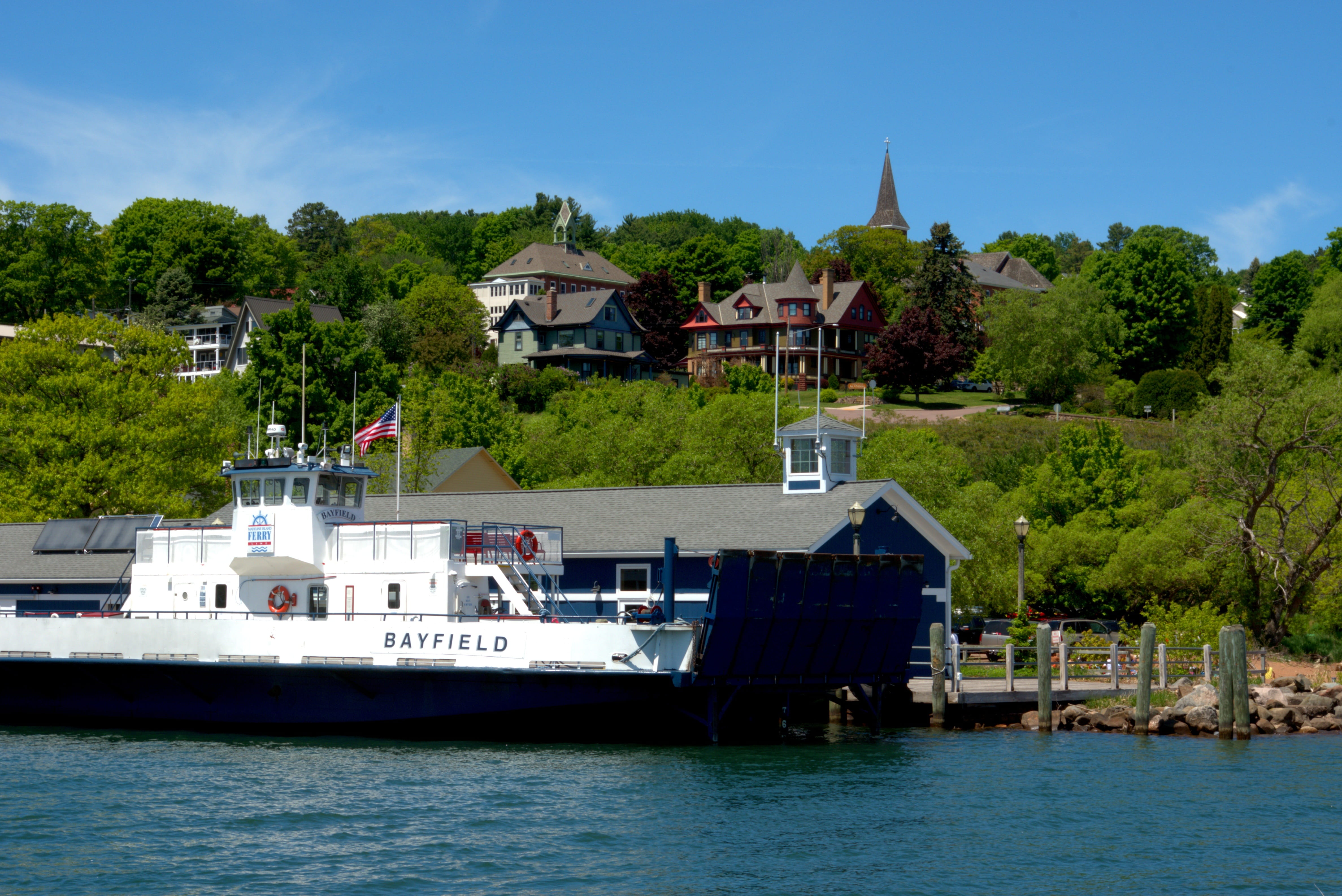 built structure, 4K, vessel, maritime, ferry, architecture, building, sky, wisconsin, nature, day, apostle island ferry, ship, boat, harbor, bayfield, HD Wallpaper