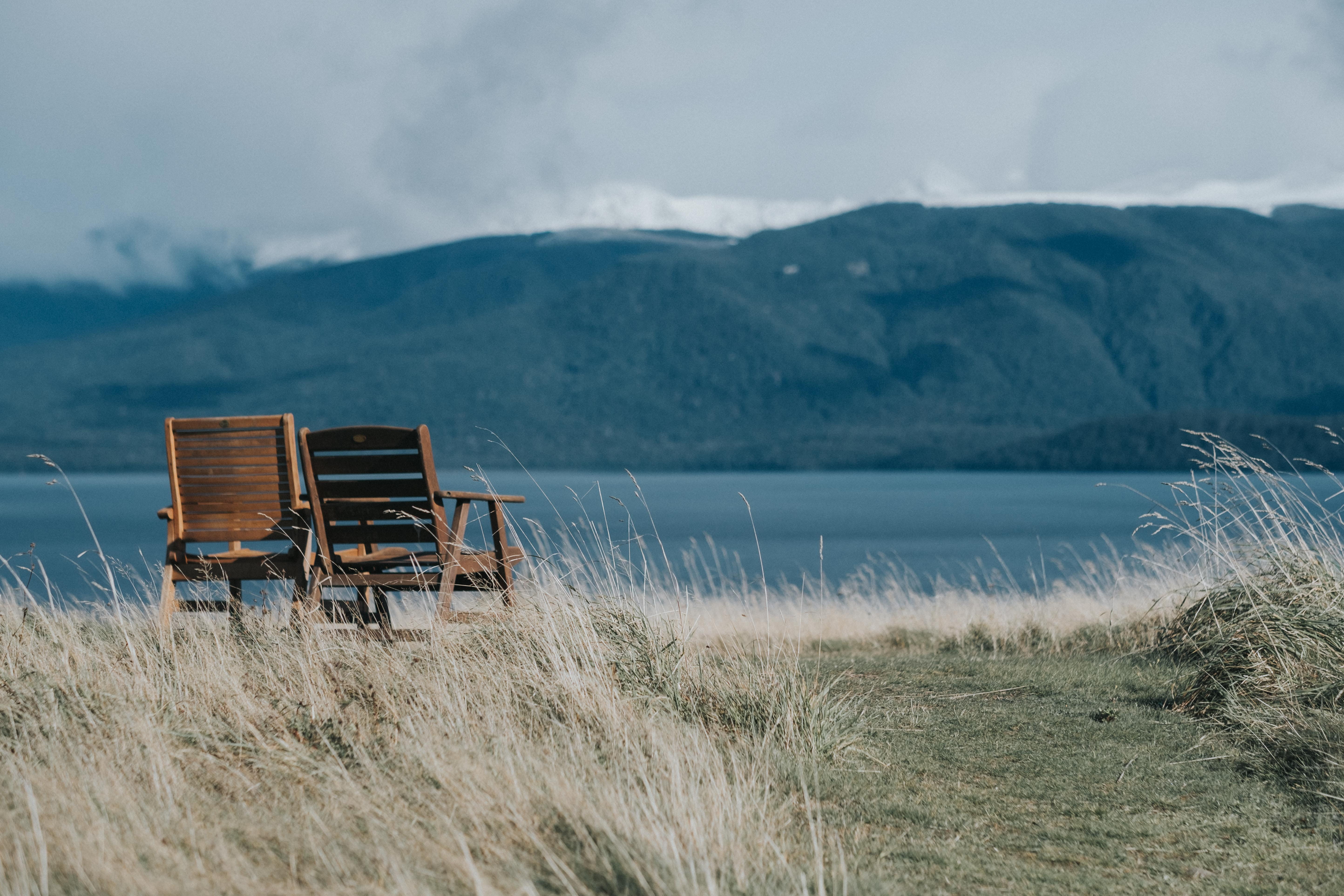 cloud - sky, tranquil scene, furniture, new zealand, grass, hut, wooden, shelter, rural, day, mountain range, 5K, field, nature, beauty in nature, outdoors, HD Wallpaper