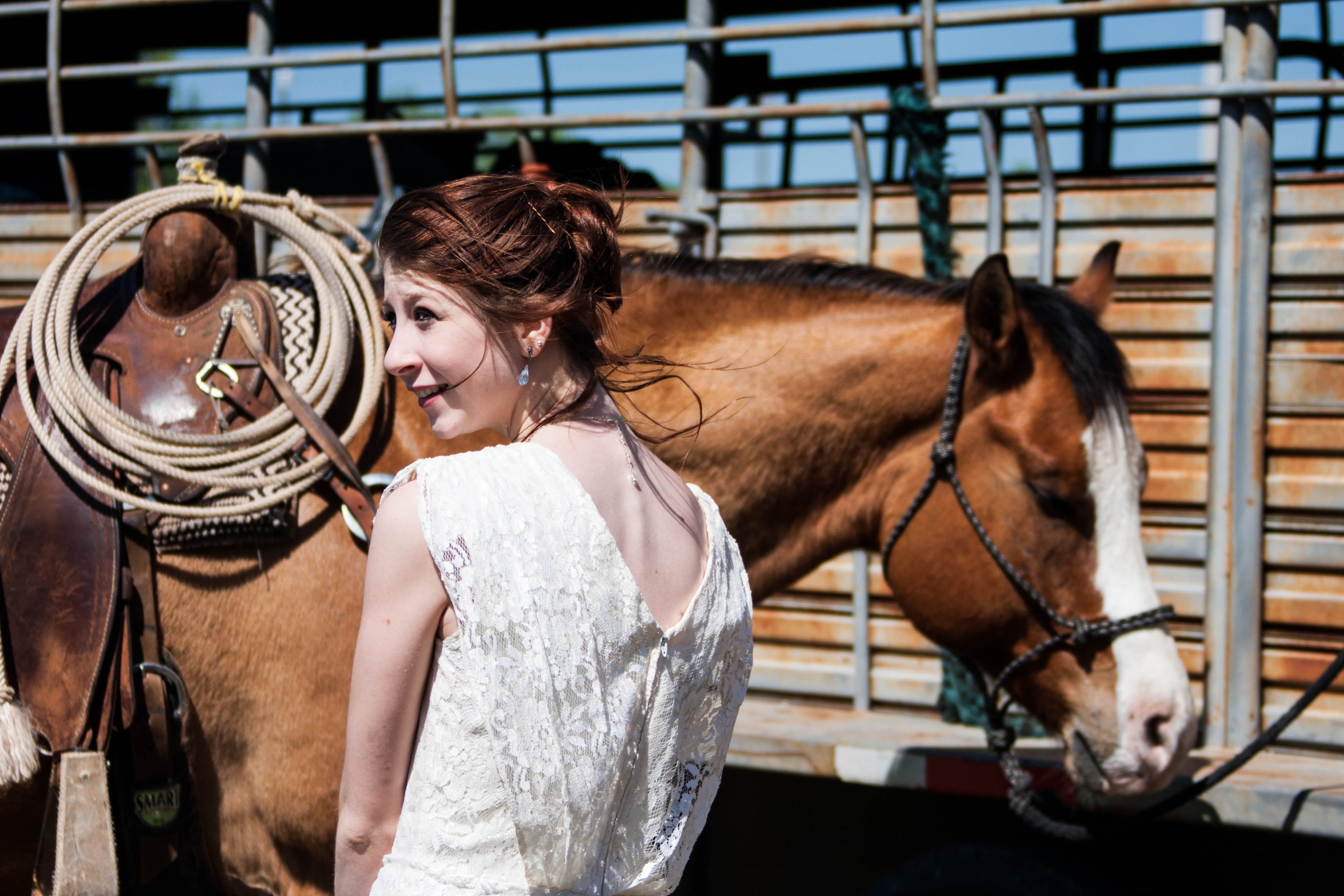 time, hairstyle, waist up, Dress, real people, Vintage, only women, people, 4K, happy, domestic, animal wildlife, White, old, livestock, beautiful woman, HD Wallpaper