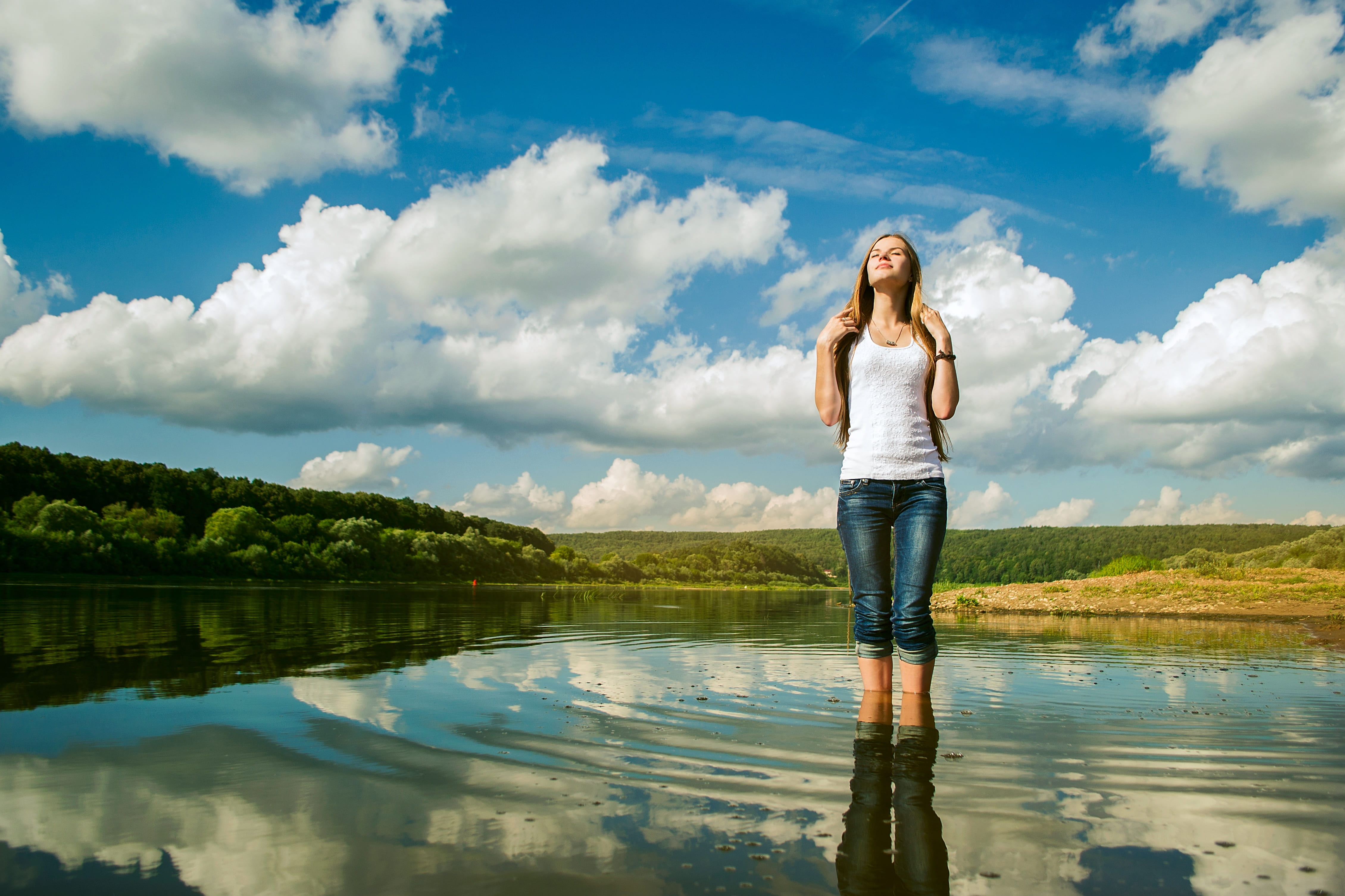 lake, hairstyle, girl, full length, leisure activity, 4K, reflection, beauty in nature, young women, one person, shirt, good weather, nature, wearing, HD Wallpaper