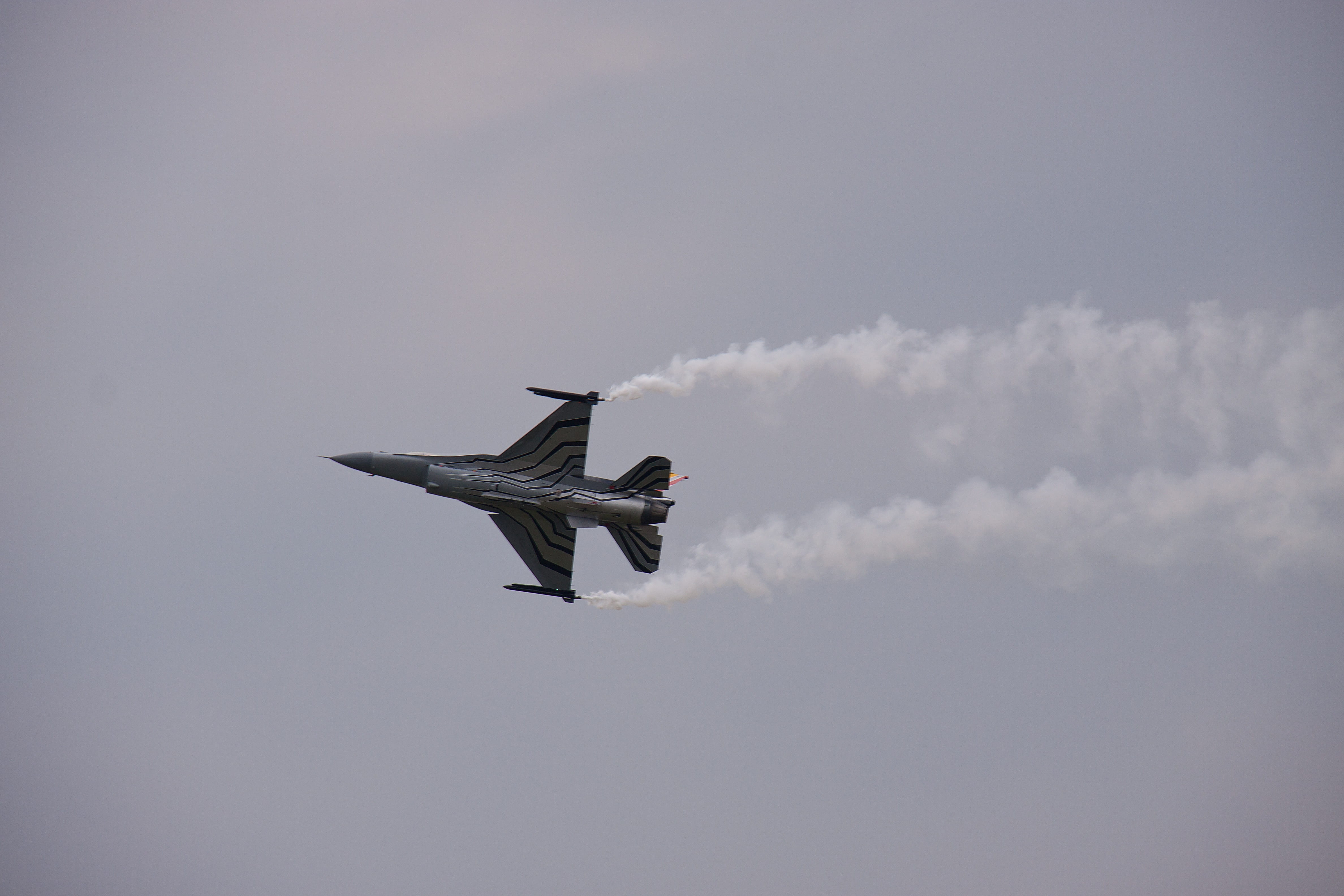day, denmark, cloud - sky, motion, airshow, mid-air, vapor trail, aerospace industry, low angle view, air vehicle, military airplane, on the move, starfighter, HD Wallpaper