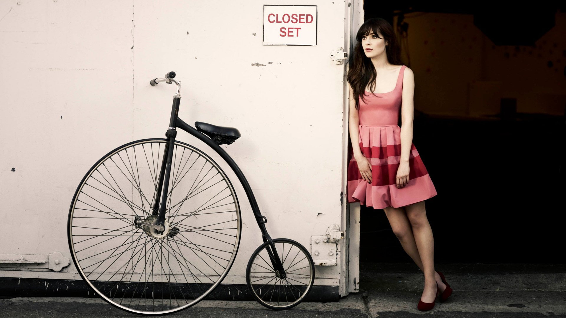 New Girl, Zooey Deschanel, 1080P, Jessica Day, TV Show, HD Wallpaper