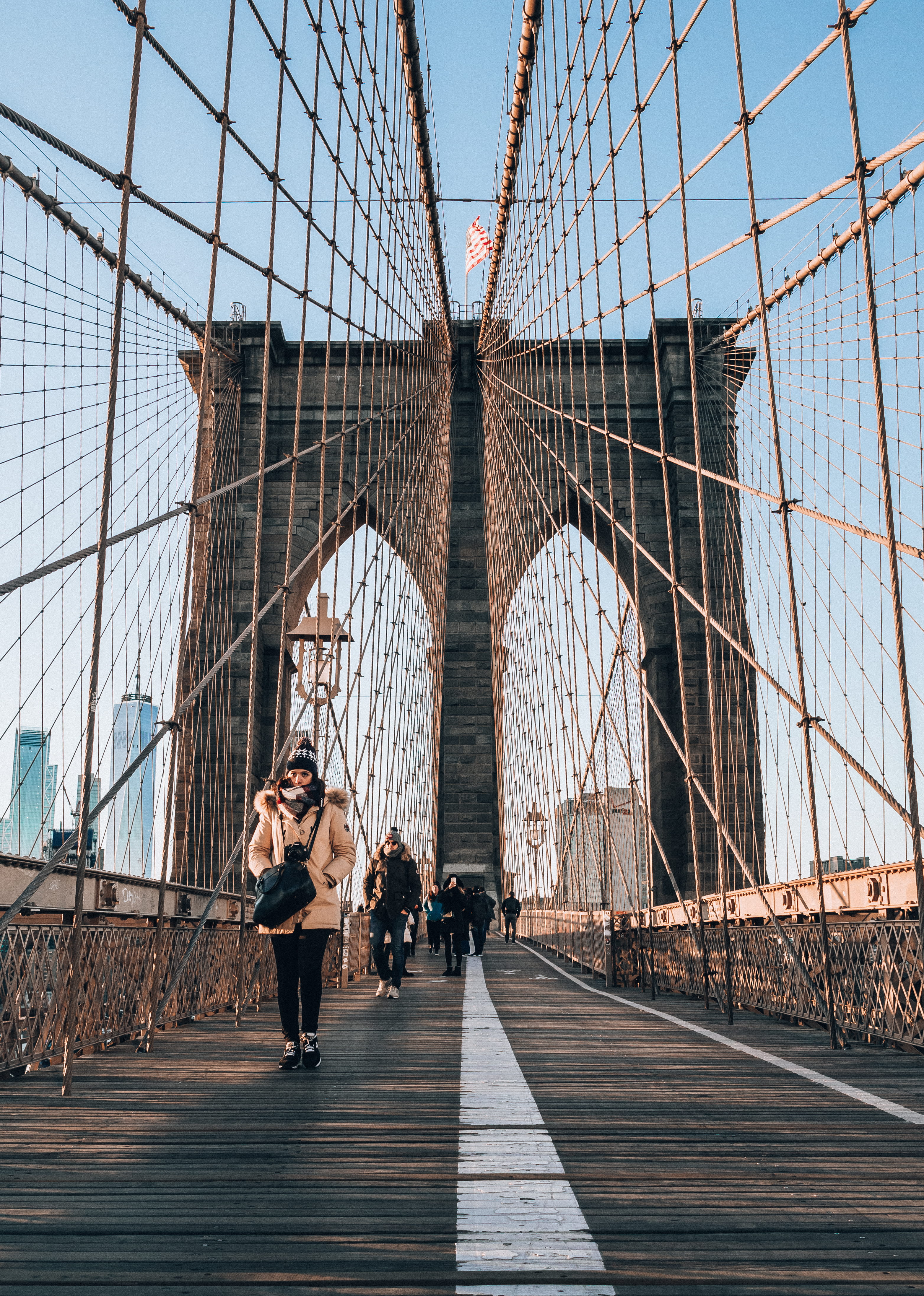 incidental people, apparel, people, pedestrian, bridge, lifestyles, connection, office building exterior, architecture, coat, engineering, adult, travel destinations, Phone HD Wallpaper