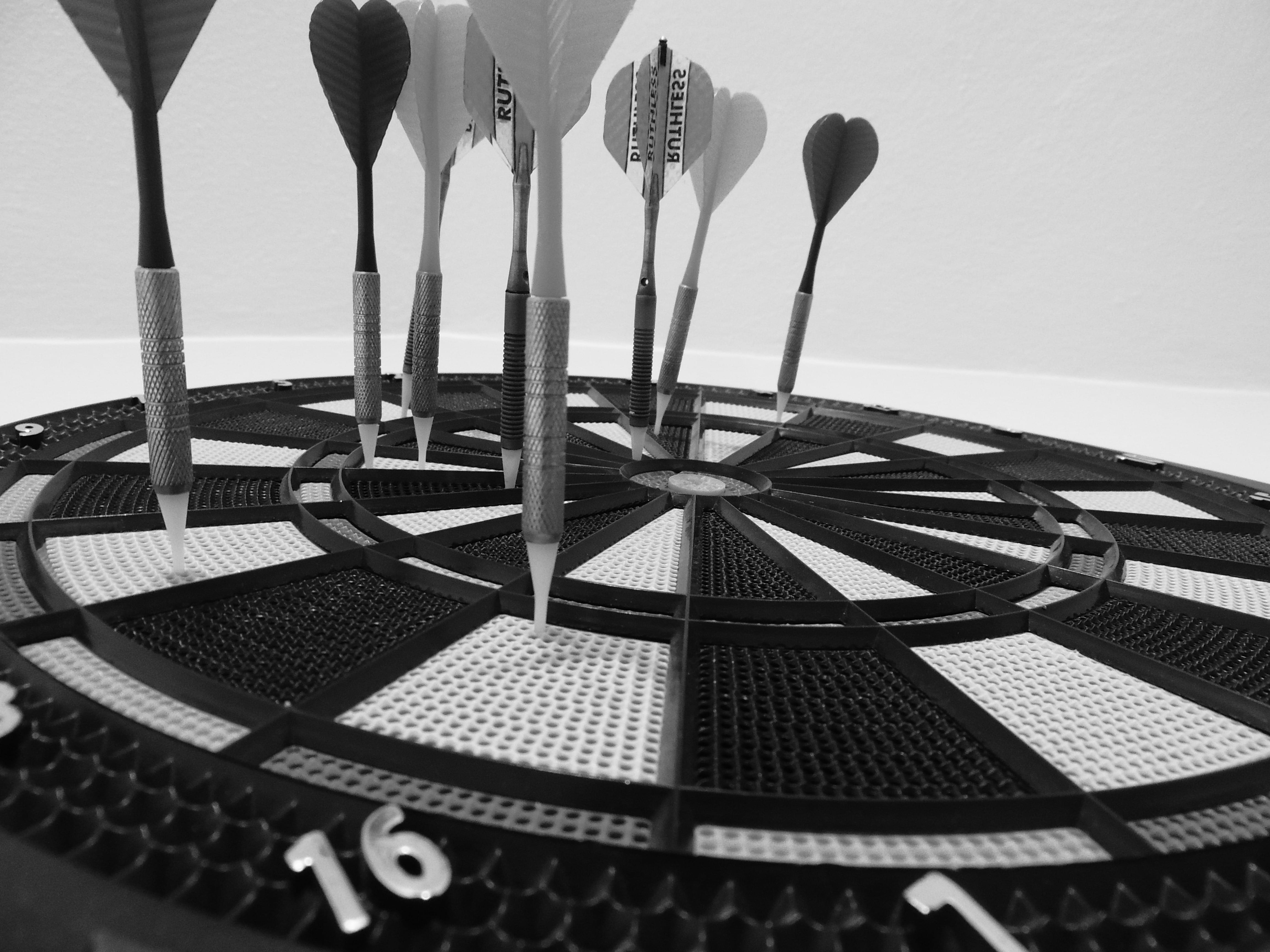 kitchen utensil, darts, no people, day, food and drink, still life, indoors, number, 4K, studio shot, target, equipment, pattern, game, group of objects, HD Wallpaper
