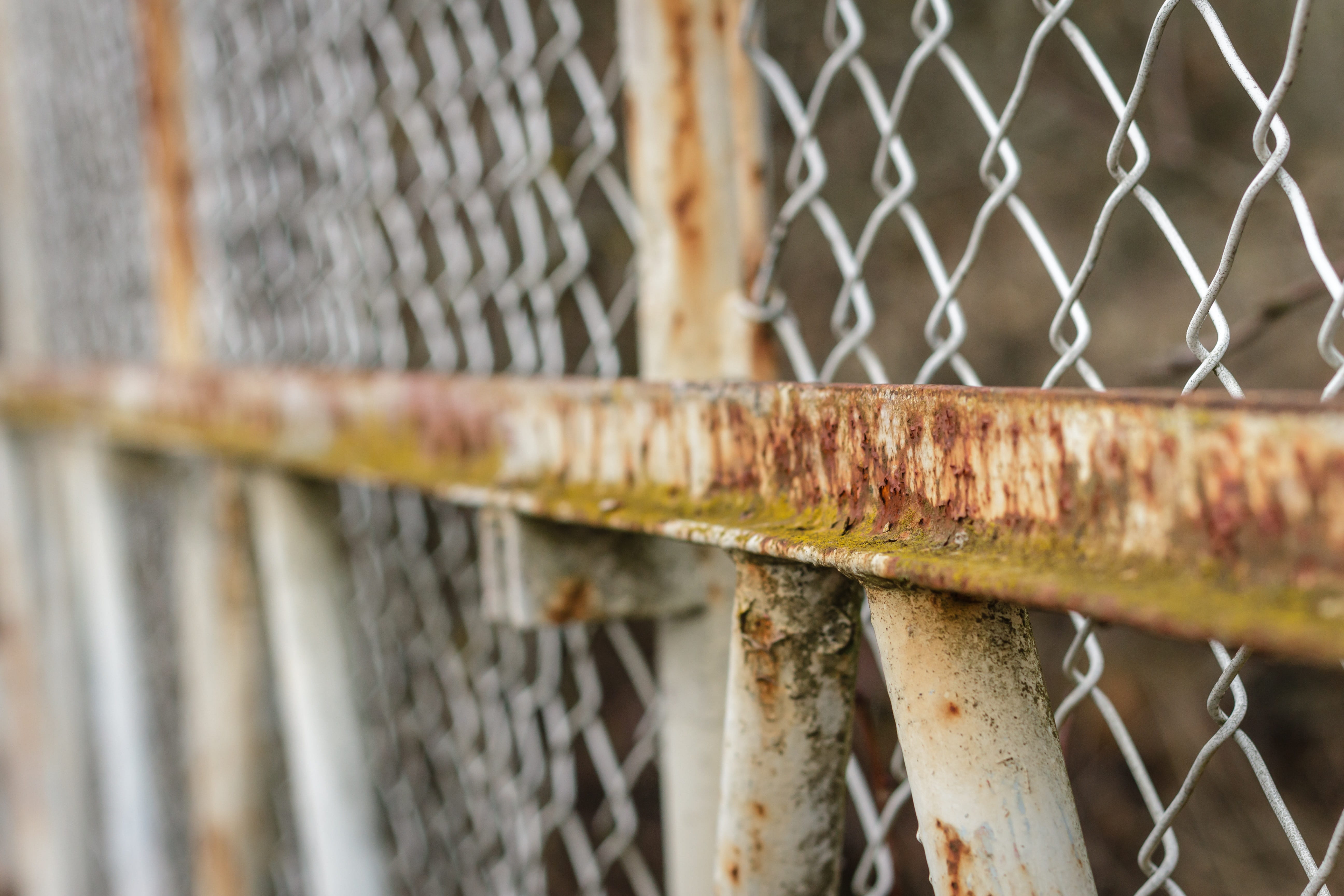 architecture, iron, nature, chainlink fence, social issues, old, goal, boundary, built structure, protection, fence, wire mesh, selective focus, weather, HD Wallpaper