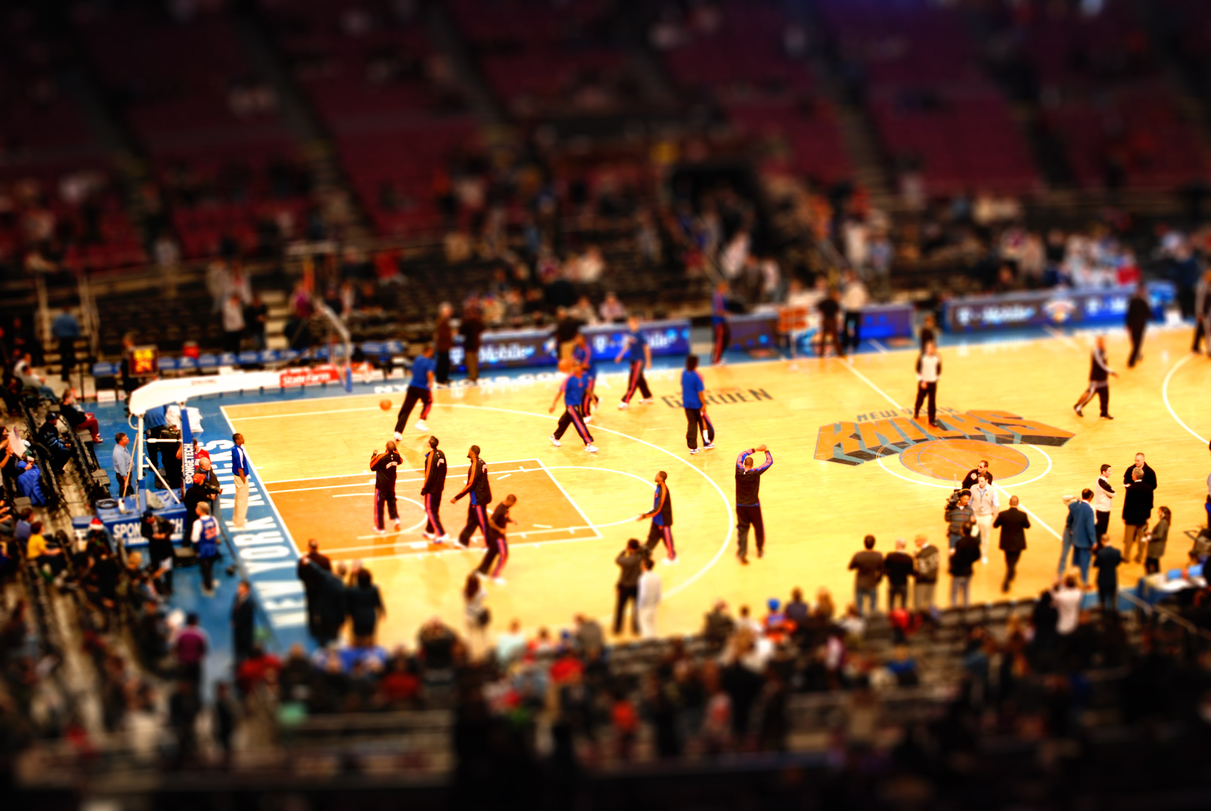 New York Knickerbockers, adult, match, large group of people, spectator, training, basketball, lifestyles, real people, Tilt shift, crowd, the audience, HD Wallpaper