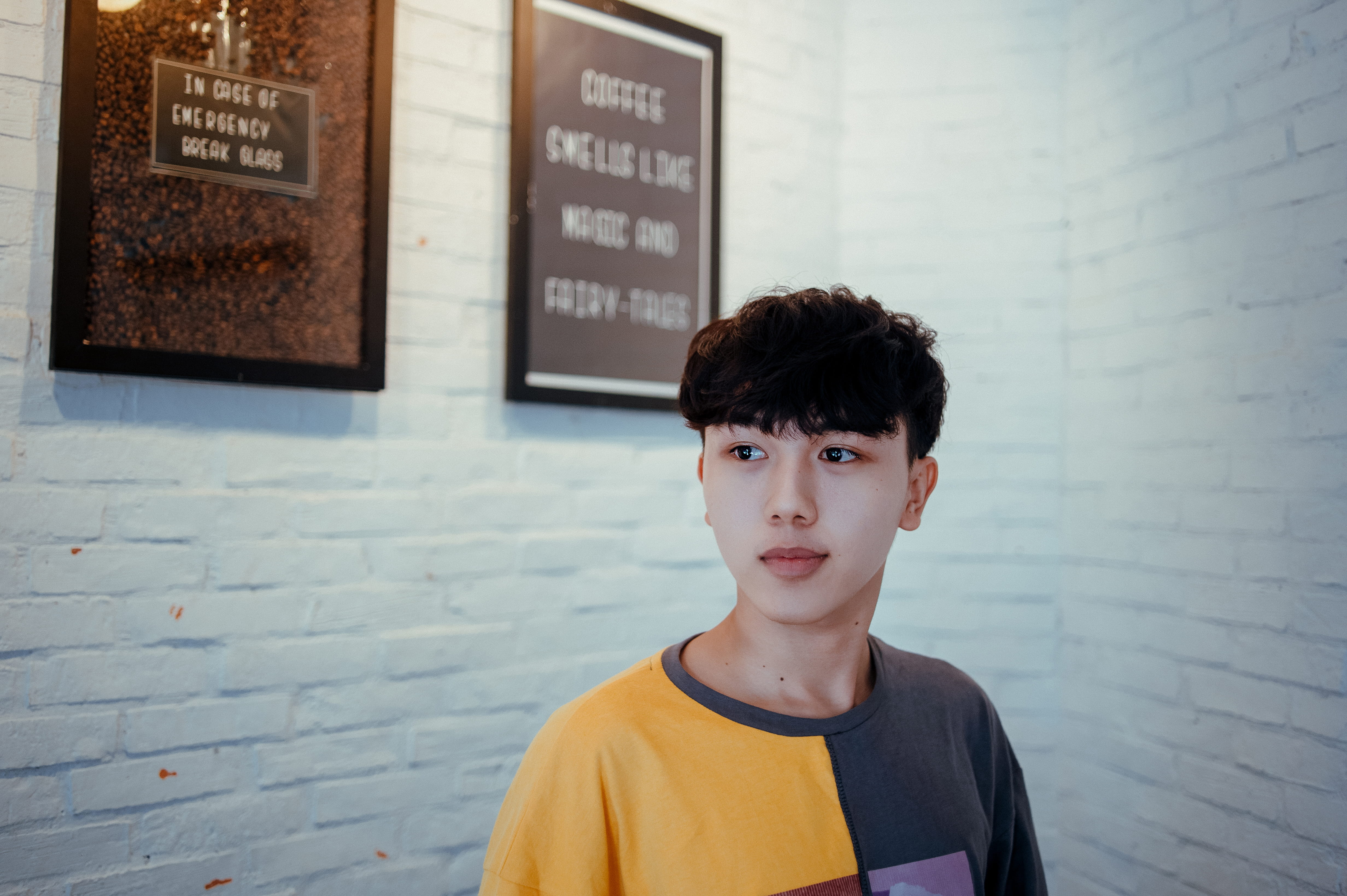 teenager, wall, architecture, facial expression, young adult, looking, day, portrait, 4K, adolescence, business, wall - building feature, wear, one person, HD Wallpaper