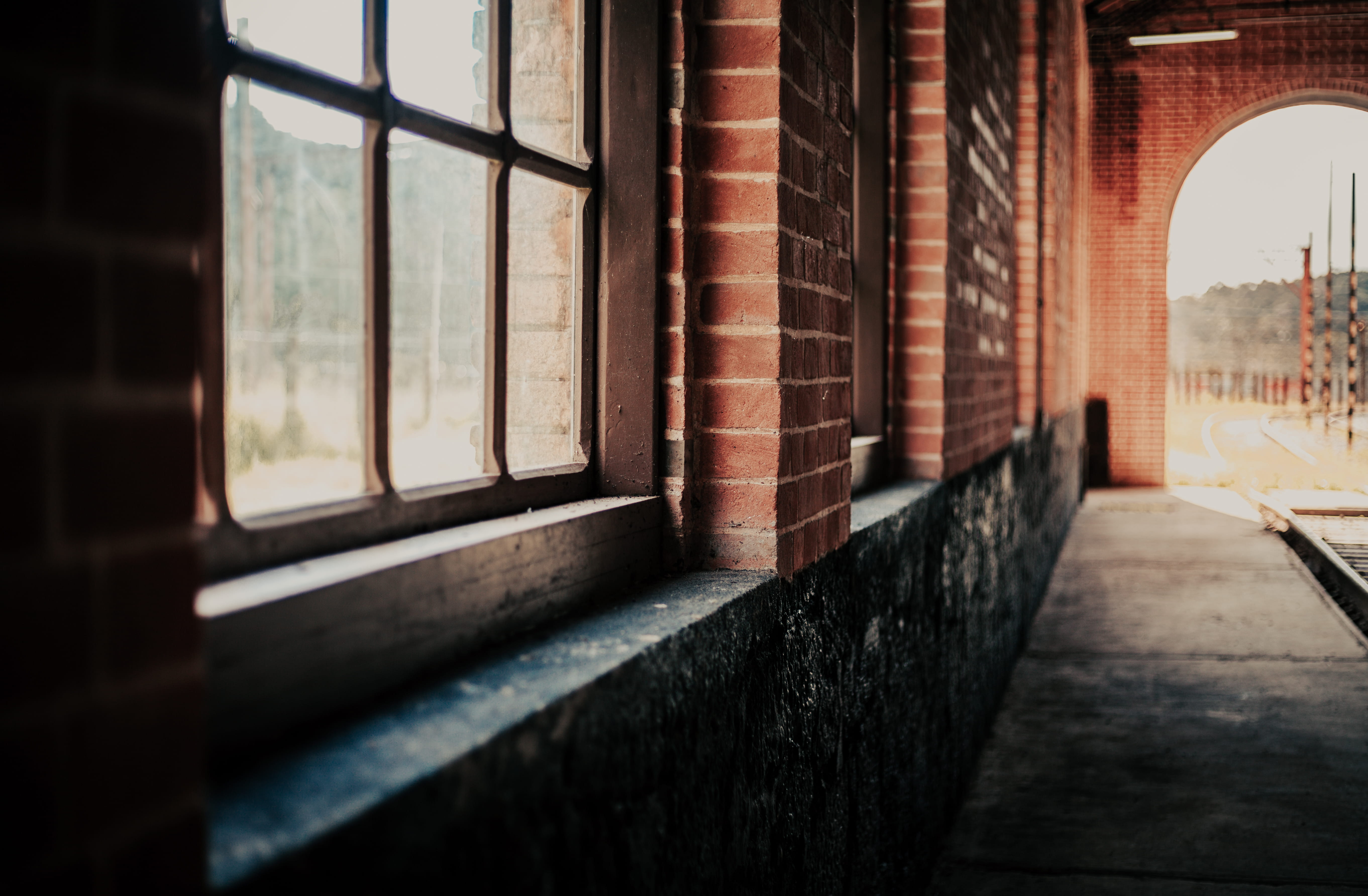 station, transparent, walls, wall, architecture, abandoned, windows, railway station, tunnel, railway platform, indoors, old, focus, empty, HD Wallpaper