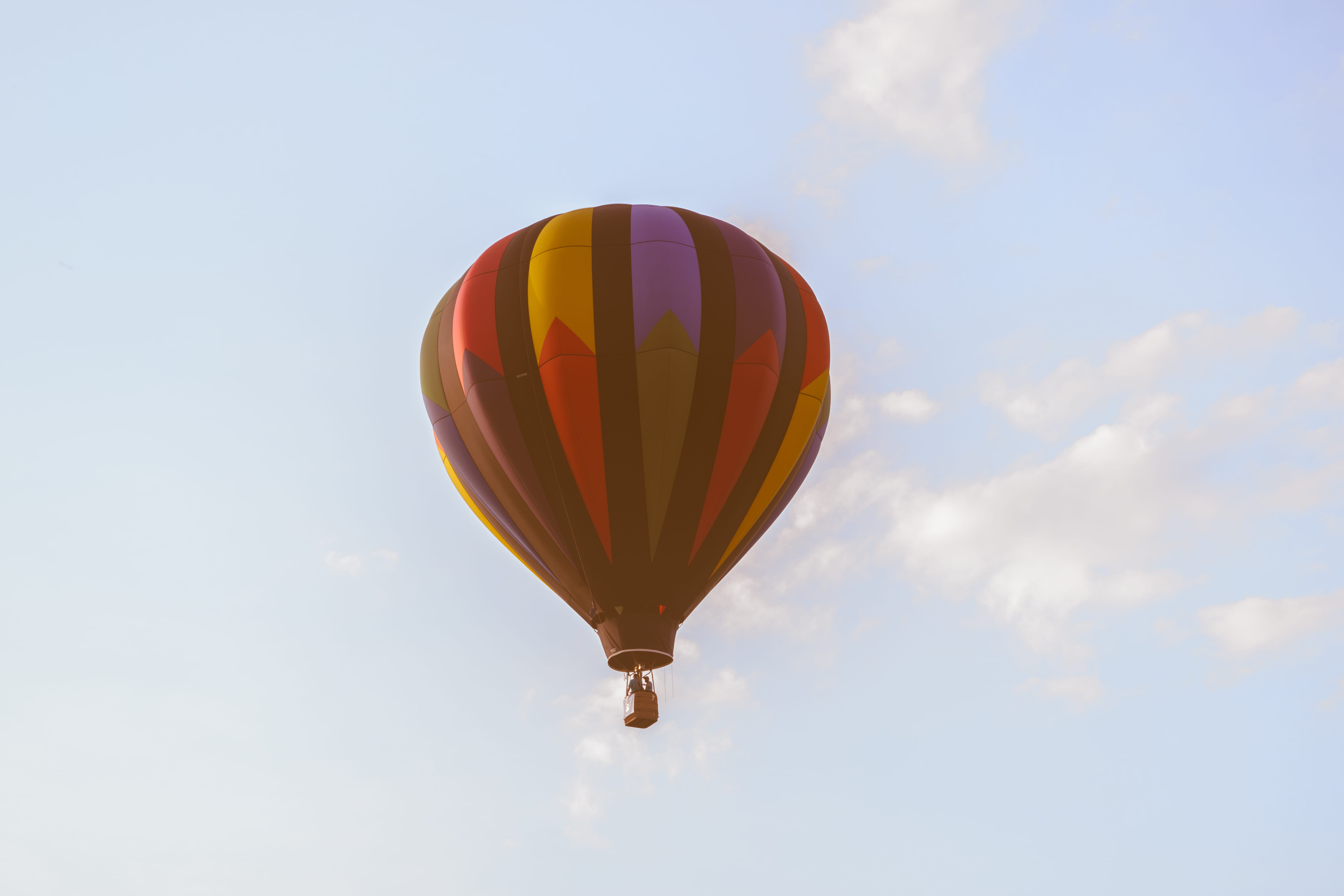 red, balloon, heat - Temperature, and blue, blimp, hot Air Balloon, red, air, basket, motion, travel, flying, blue, photo, ballon, fly, mid-air, cloud - sky, HD Wallpaper
