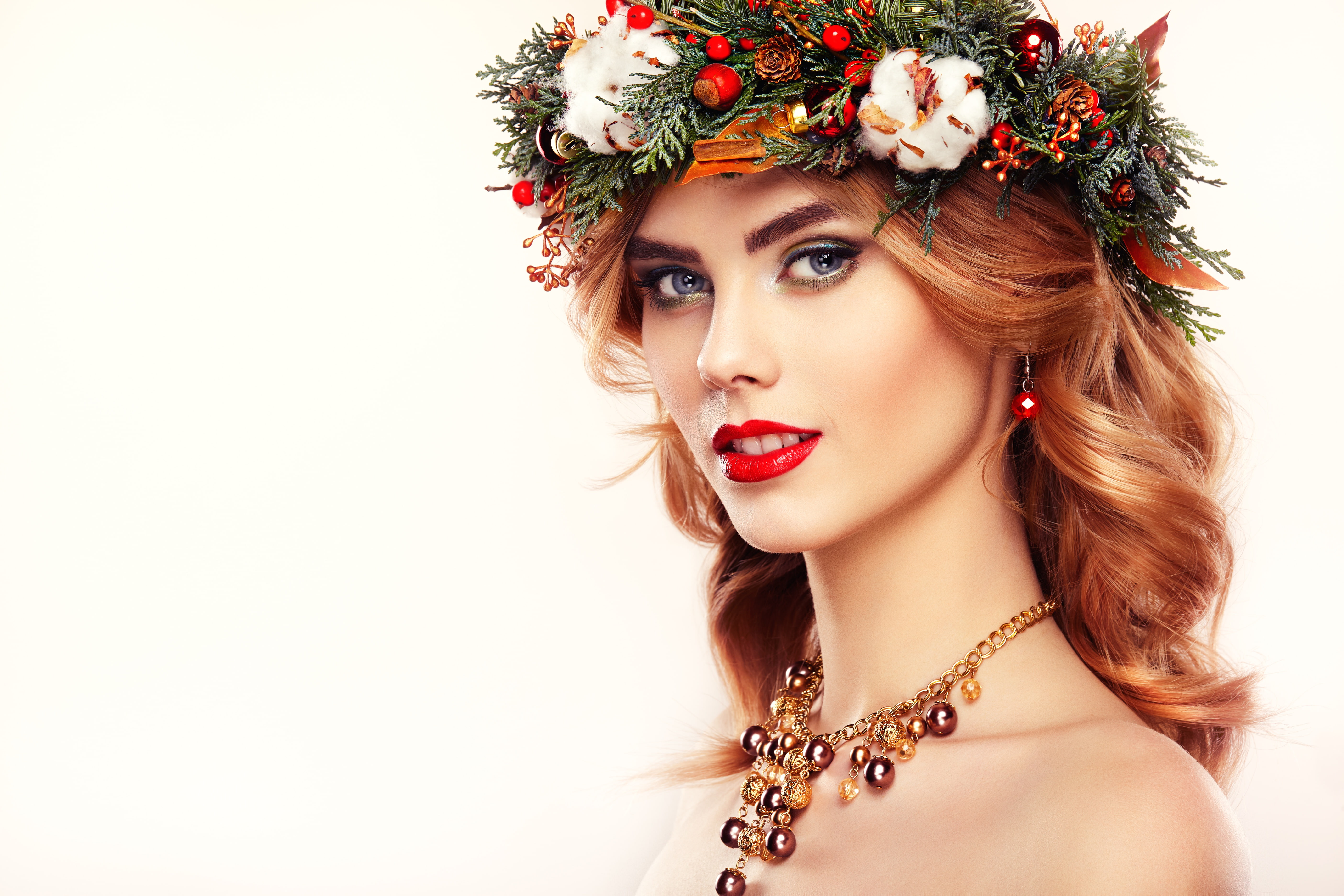 5K, girl, hairstyle, bumps, look, face, wreath, decoration, makeup, needles, HD Wallpaper