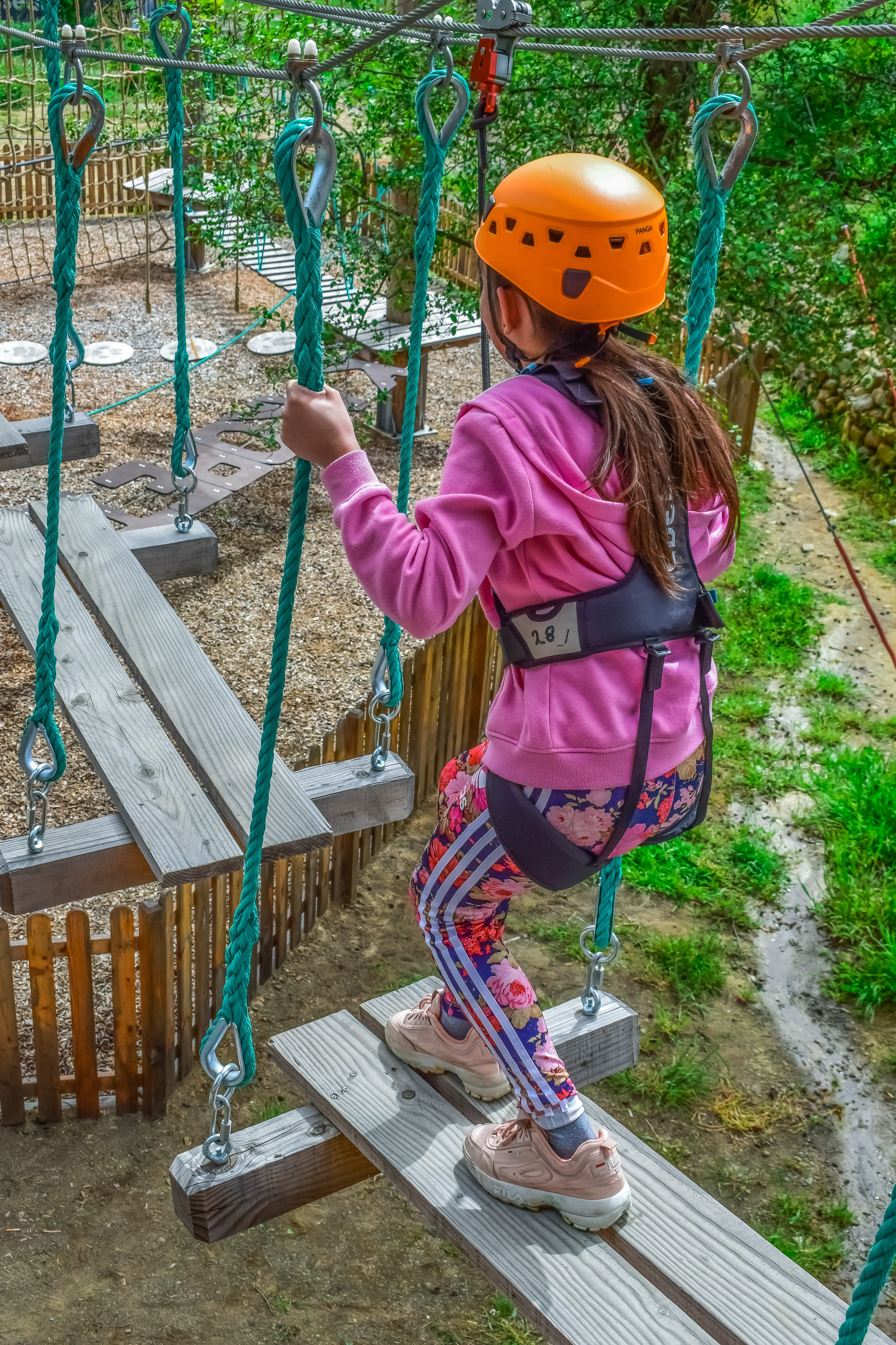 adventure park, hairstyle, rope, plant, lifestyles, dangerous, cute, standing, agility, climb, ropes, real people, one person, balance, nature, sport, outdoors, Phone HD Wallpaper
