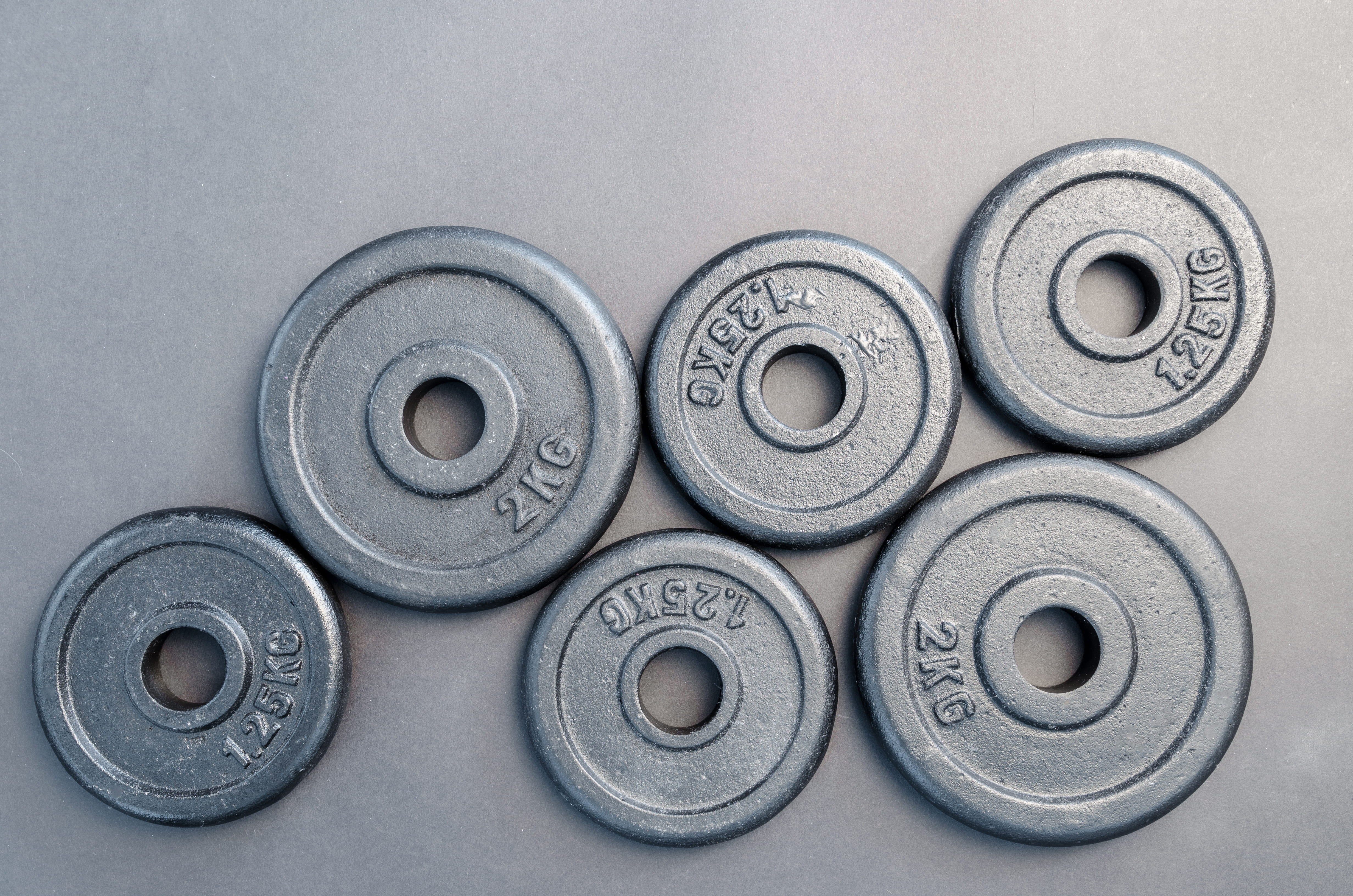 close-up, shape, weight, tire, silver colored, plates, wheel, steel, six, 4K, geometric shape, drink, metal, in a row, alloy, gym, circle, man made, studio shot, HD Wallpaper