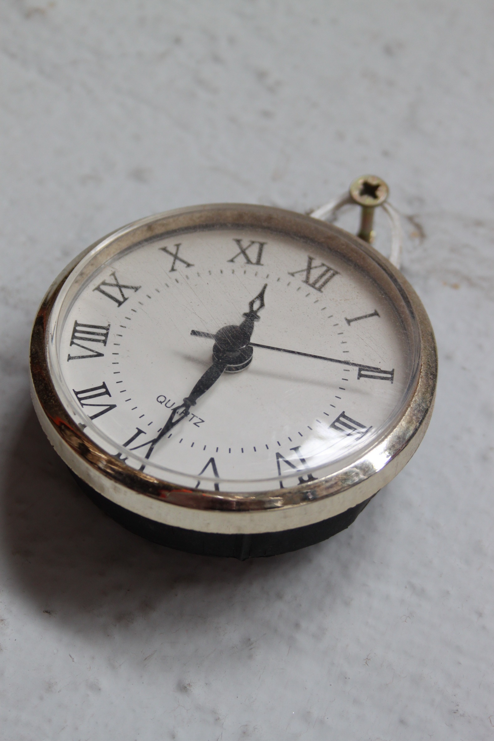 table, clock, still life, watch, close-up, geometric shape, analogue, minute hand, time, pocket watch, no people, goft, high angle view, indoors, antique, Phone HD Wallpaper
