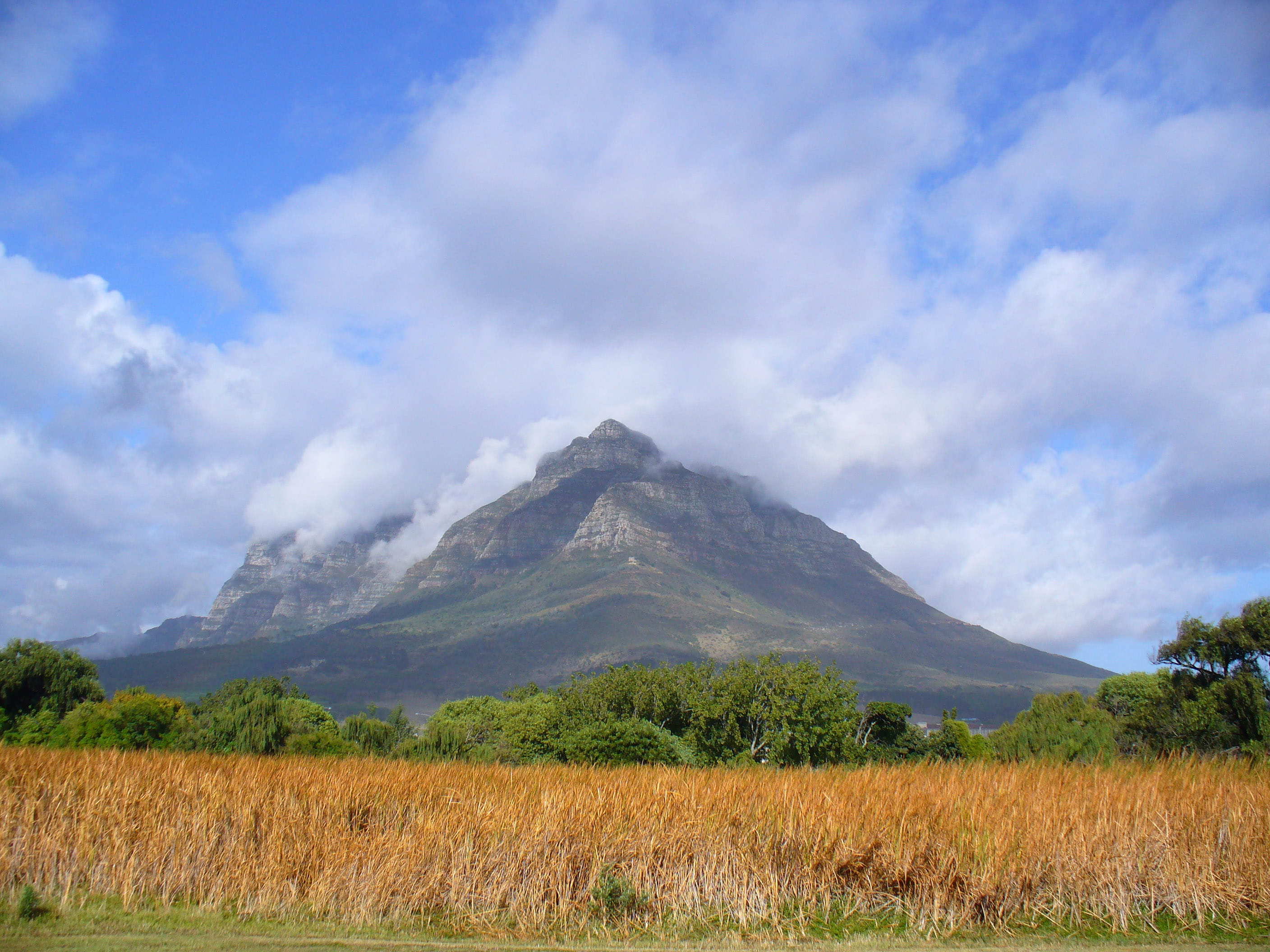volcano, idyllic, no People, mountain, non-urban scene, environment, landscape, day, nature, town, blue, outdoors, landscapes, tranquil scene, capetown, HD Wallpaper