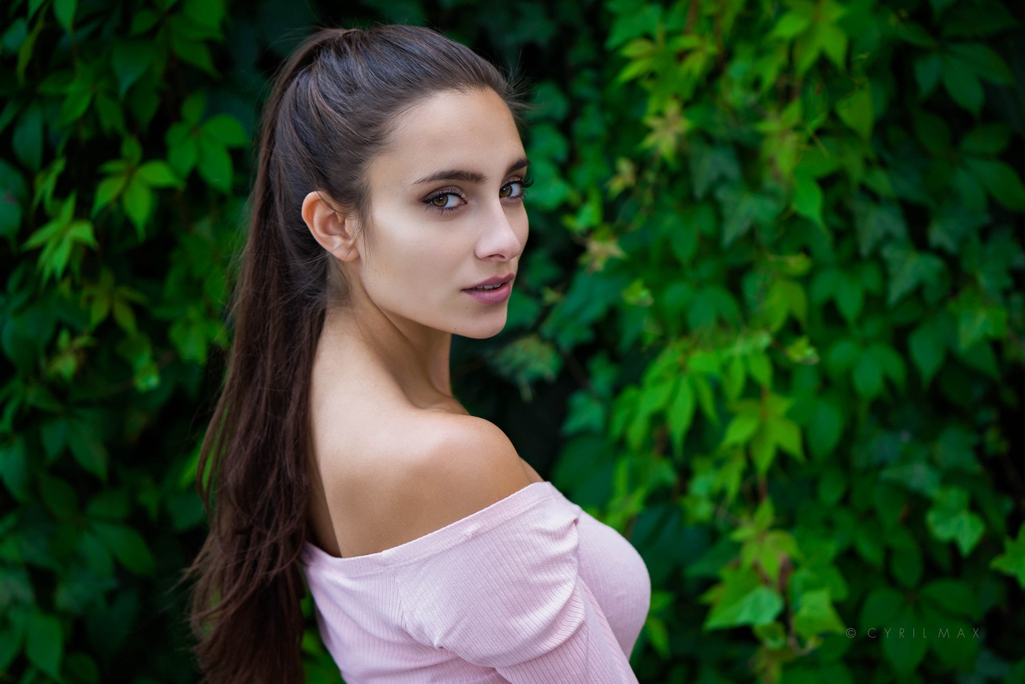 1080P, long hair, Pavlina, women outdoors, women, portrait, depth of field, HD Wallpaper