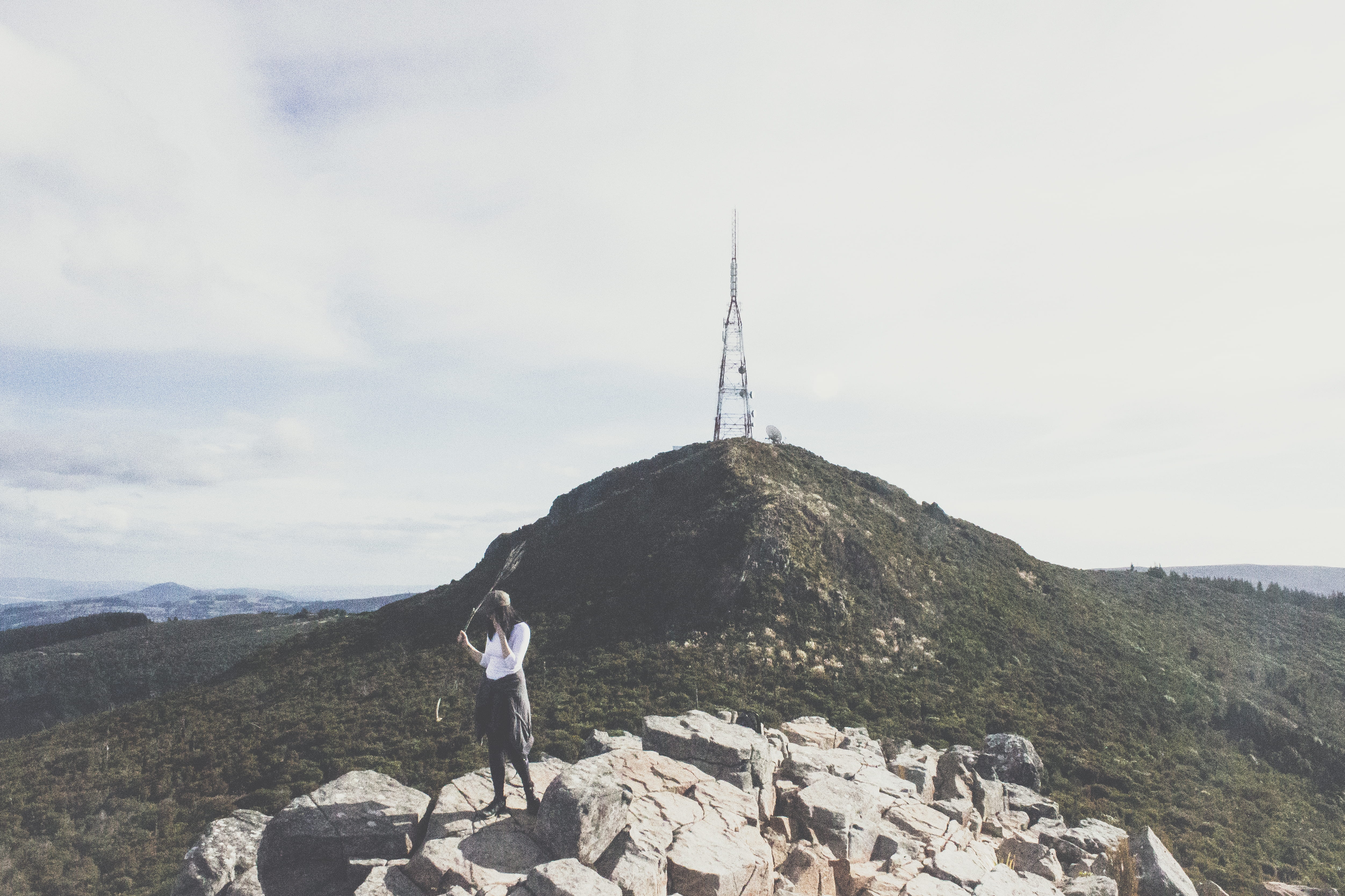 standing, leisure activity, hills, full length, outdoors, non-urban scene, girls, tower, real people, rock - object, mountain, new zealand, nature, dunedin, HD Wallpaper