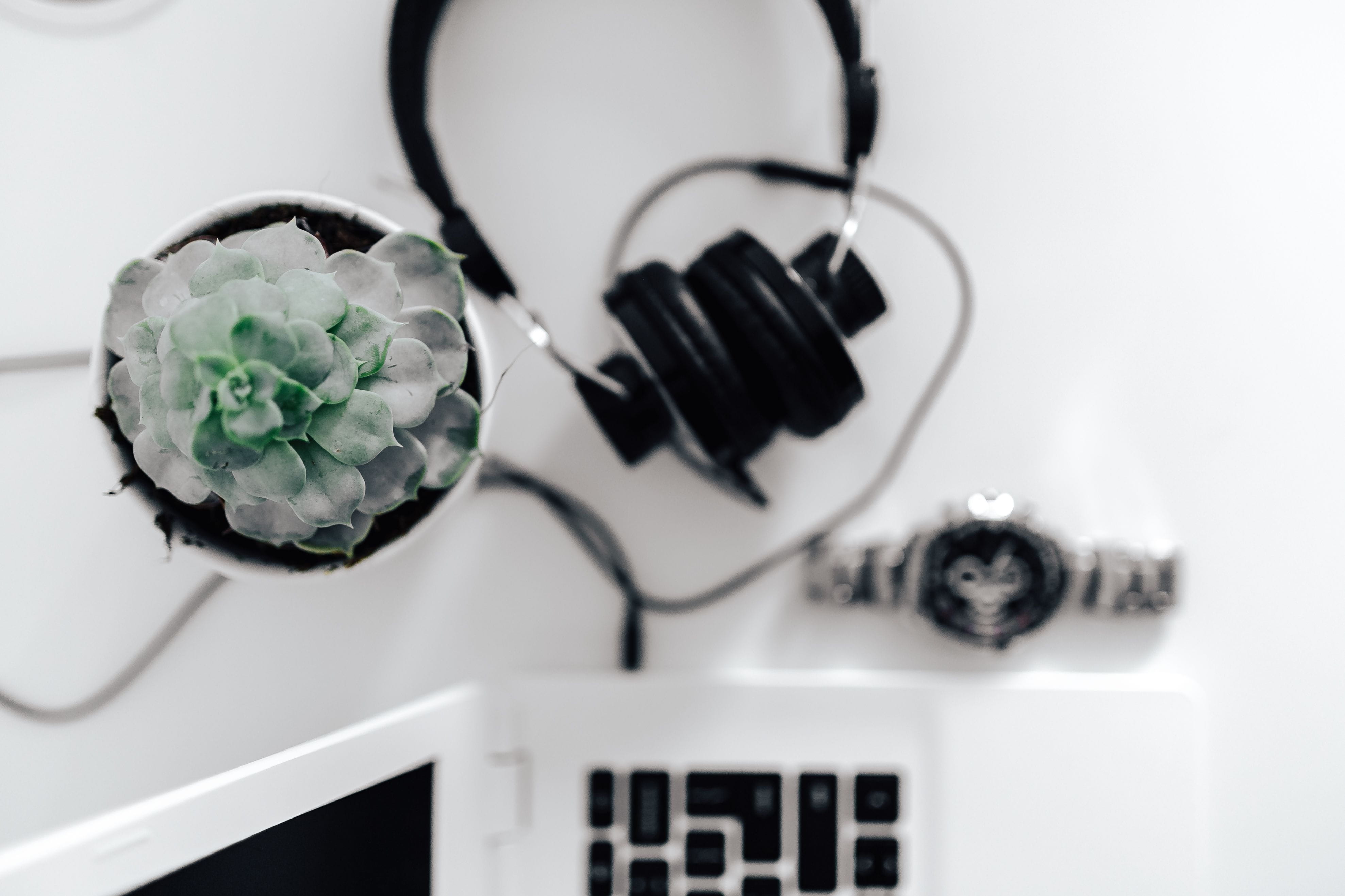 white laptop, minimalist, white color, music, technology, men, no people, fuel and power generation, cable, high angle view, studio shot, electronics industry, HD Wallpaper