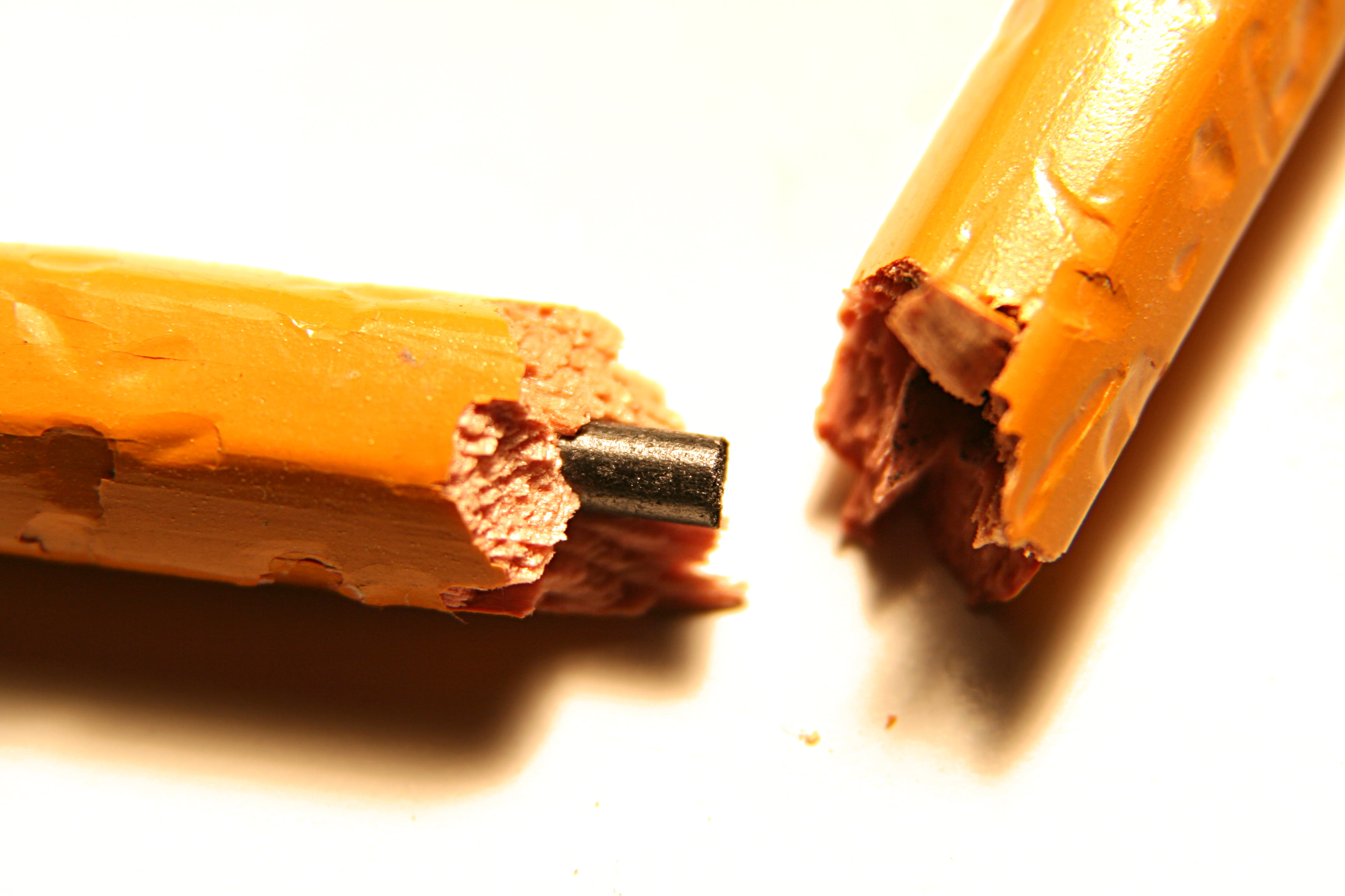 photography, frustration, macro, broken pencil, pencil, 2K, broken, yellow, close-up, HD Wallpaper