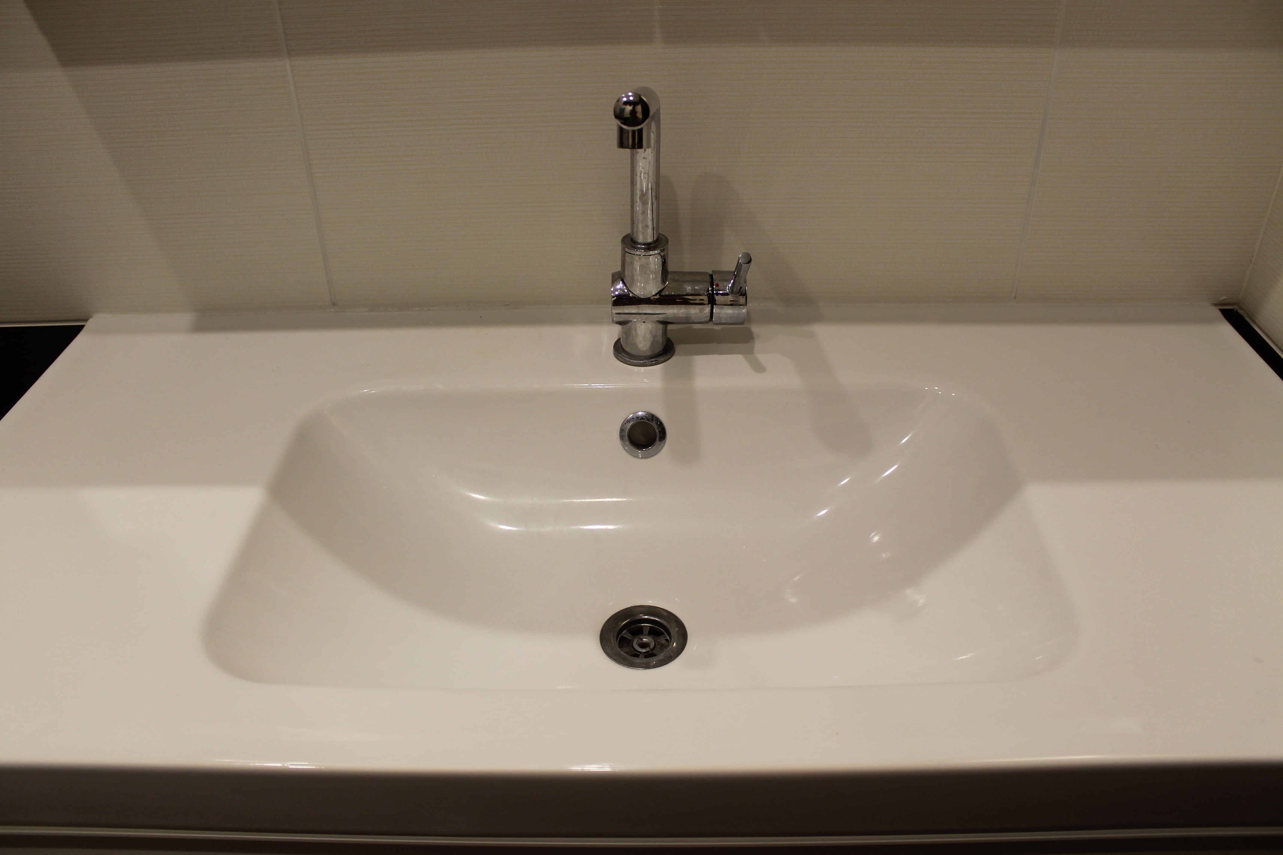 household equipment, interior, hygiene, wash, no people, chrome, furniture, domestic Bathroom, gray, tile, home, domestic room, bathroom sink, house, wash bowl, HD Wallpaper