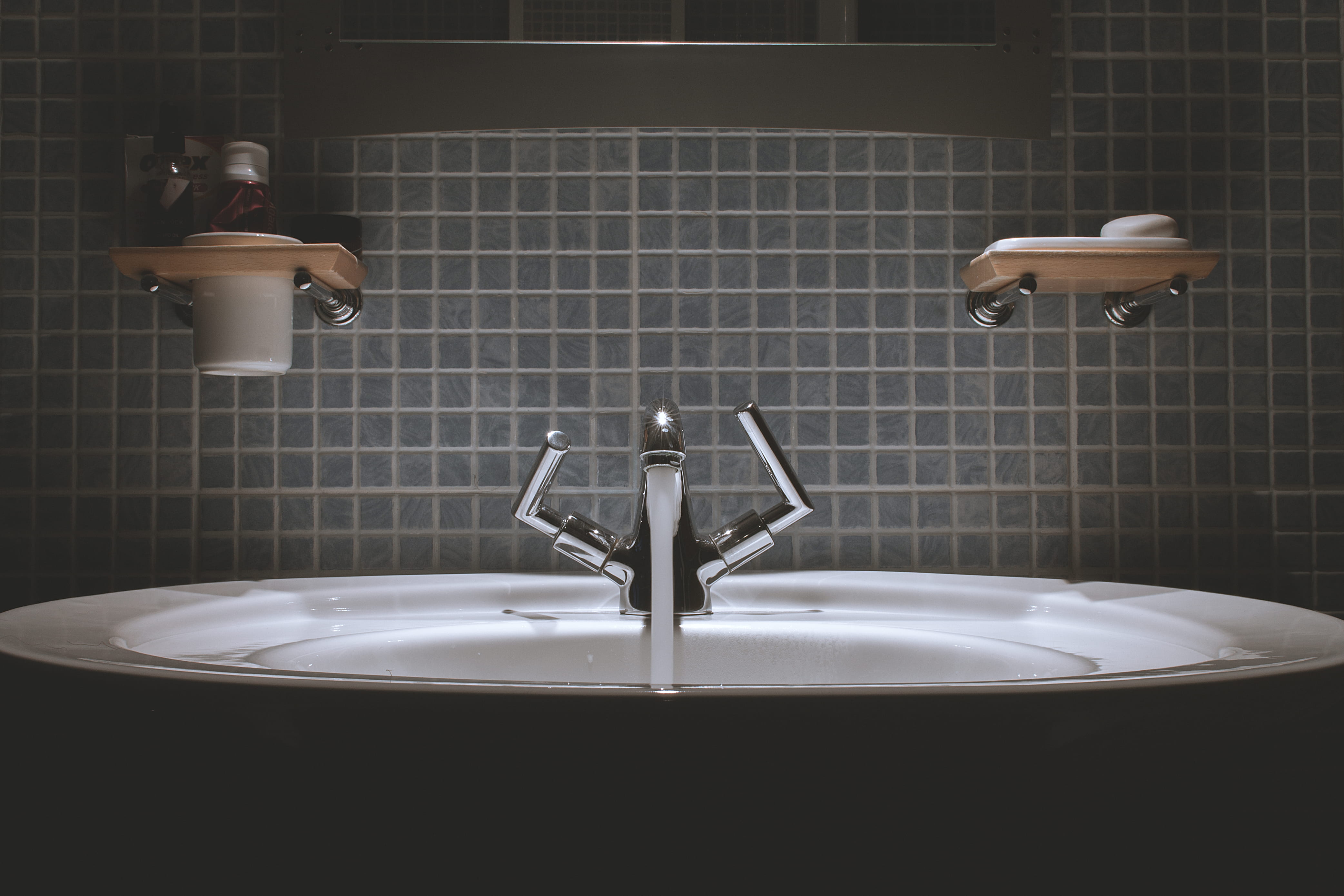 faucet, no People, vanity, hygiene, lifestyles, flooring, indoors, gray, tile, round, domestic room, ceramic, water, soap dispenser, steel, running, domestic Bathroom, HD Wallpaper
