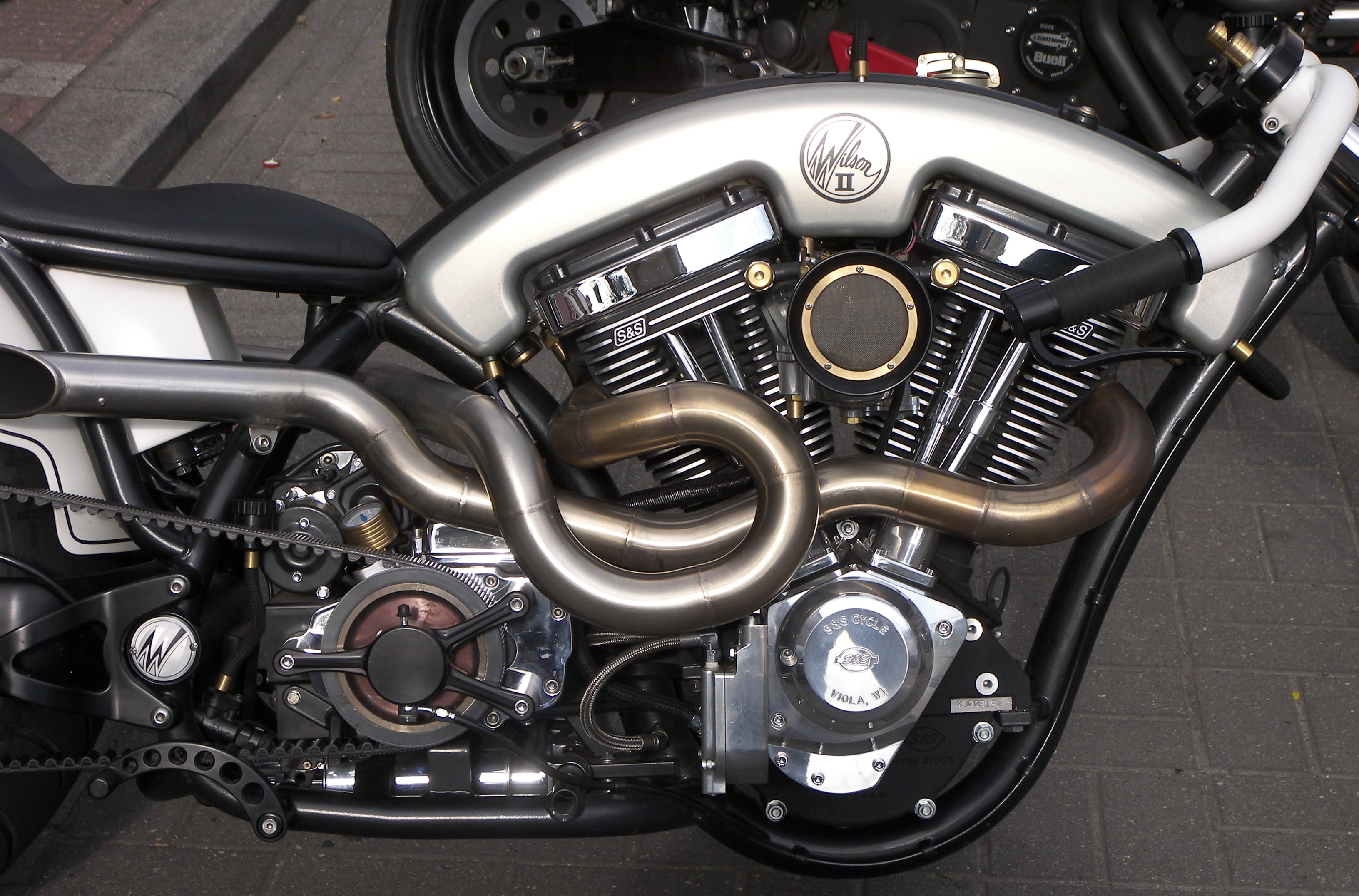 transportation, Leopoldsburg, mode of transportation, v-engine, Custom, machine part, mode of Transport, complexity, chrome, outdoors, motorcycle, machinery, HD Wallpaper