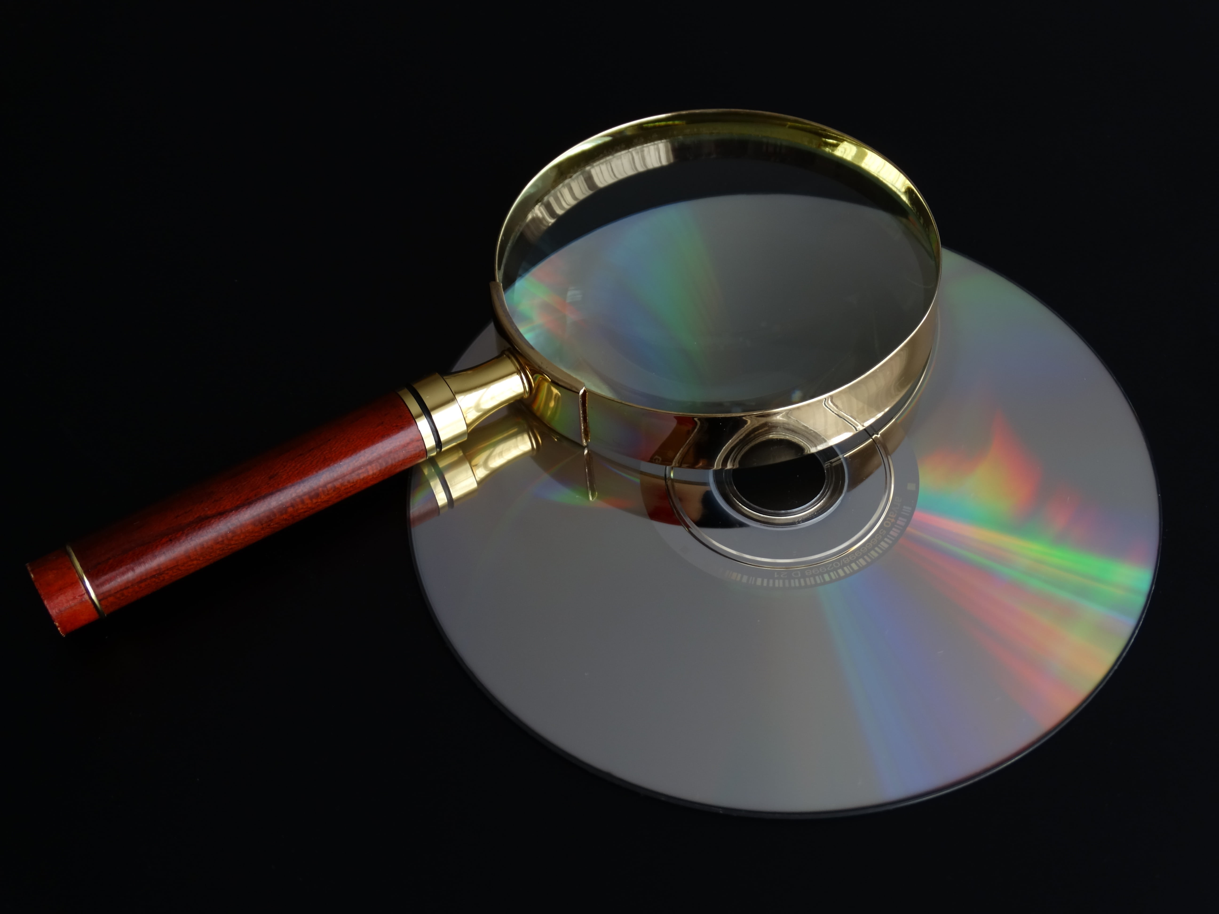 shape, disc, black background, science, indoors, magnifying, to find, optical instrument, exploration, discovery, transparent, reflection, handle, cd, data search, HD Wallpaper