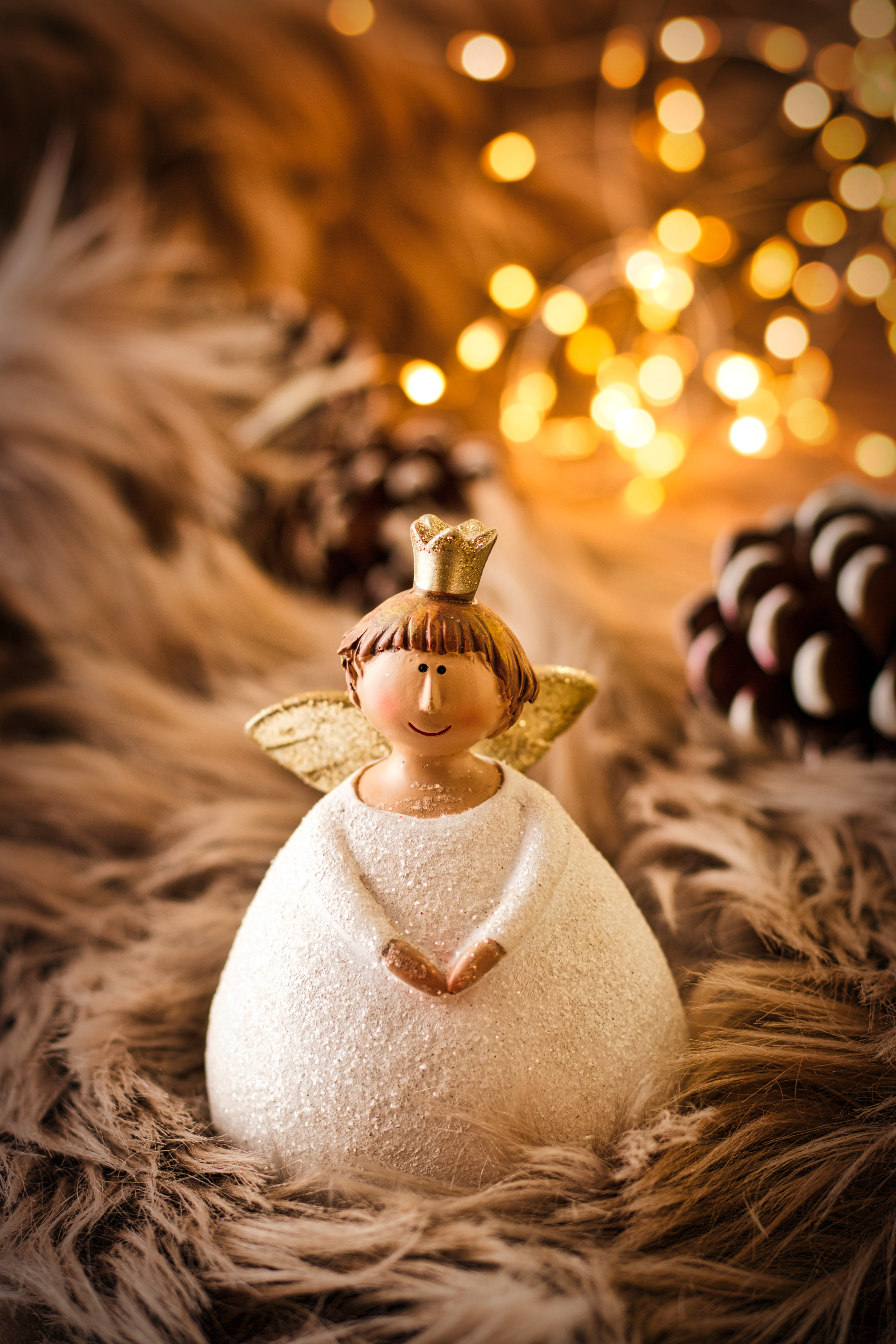 still life, angel figure, indoors, christmas tree, decoration, holiday, christmas time, art and craft, figurine, guardian angel, no people, angel, deco, Phone HD Wallpaper